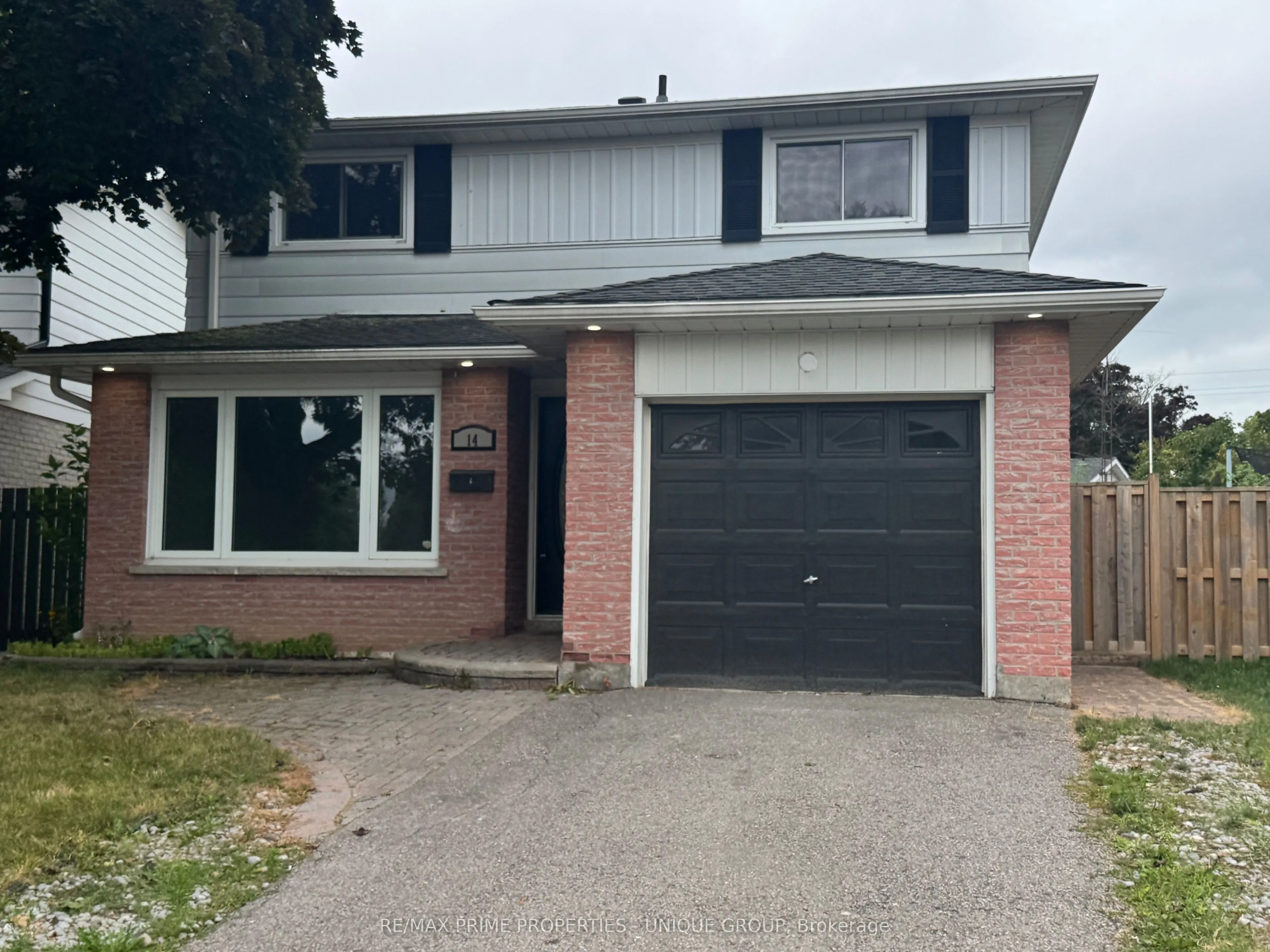 14 Ashdale Crescent