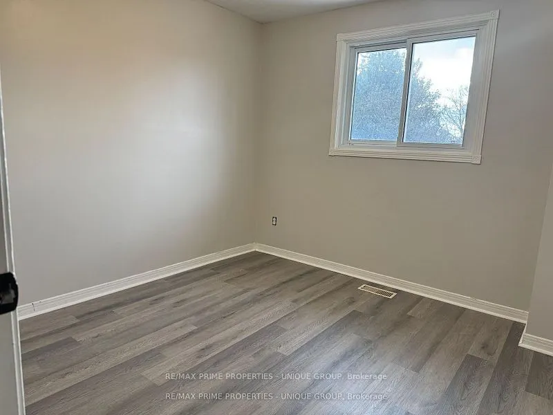 14 Ashdale Crescent