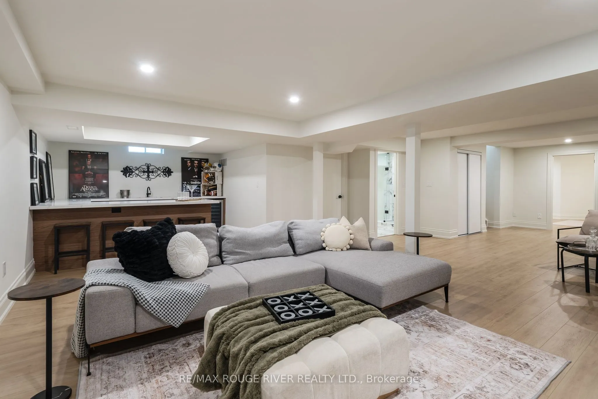 10 Sawyer Avenue