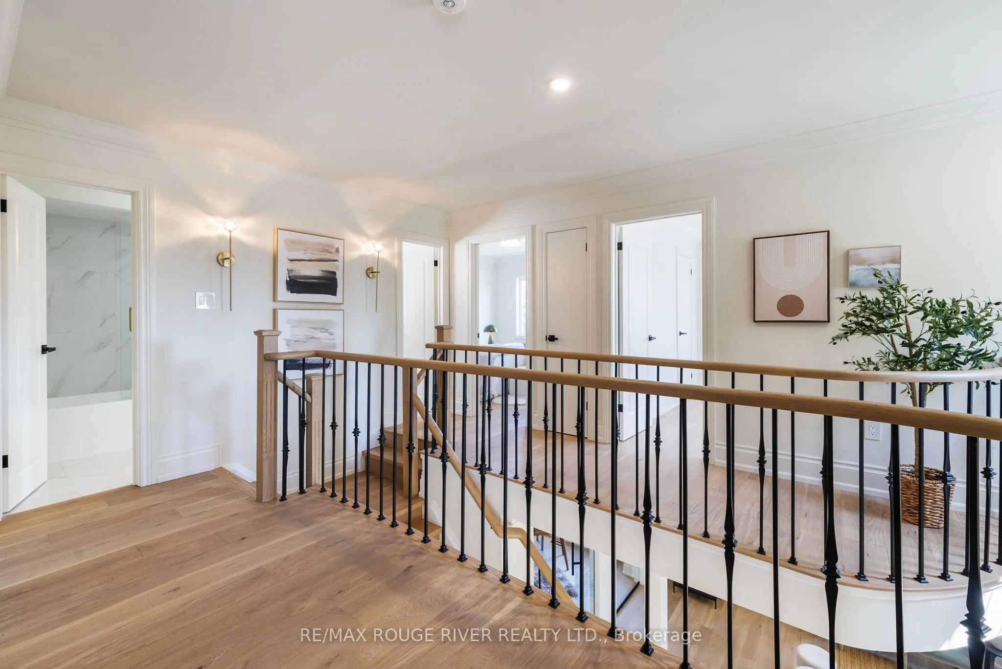 10 Sawyer Avenue