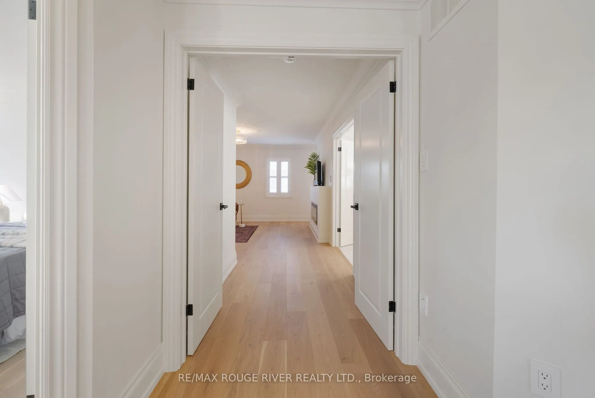 10 Sawyer Avenue