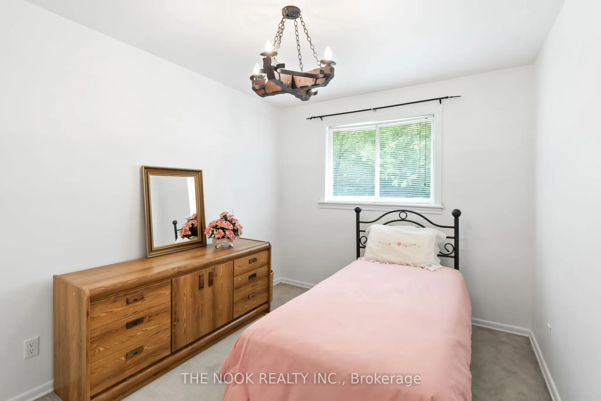 14 Carwin Crescent