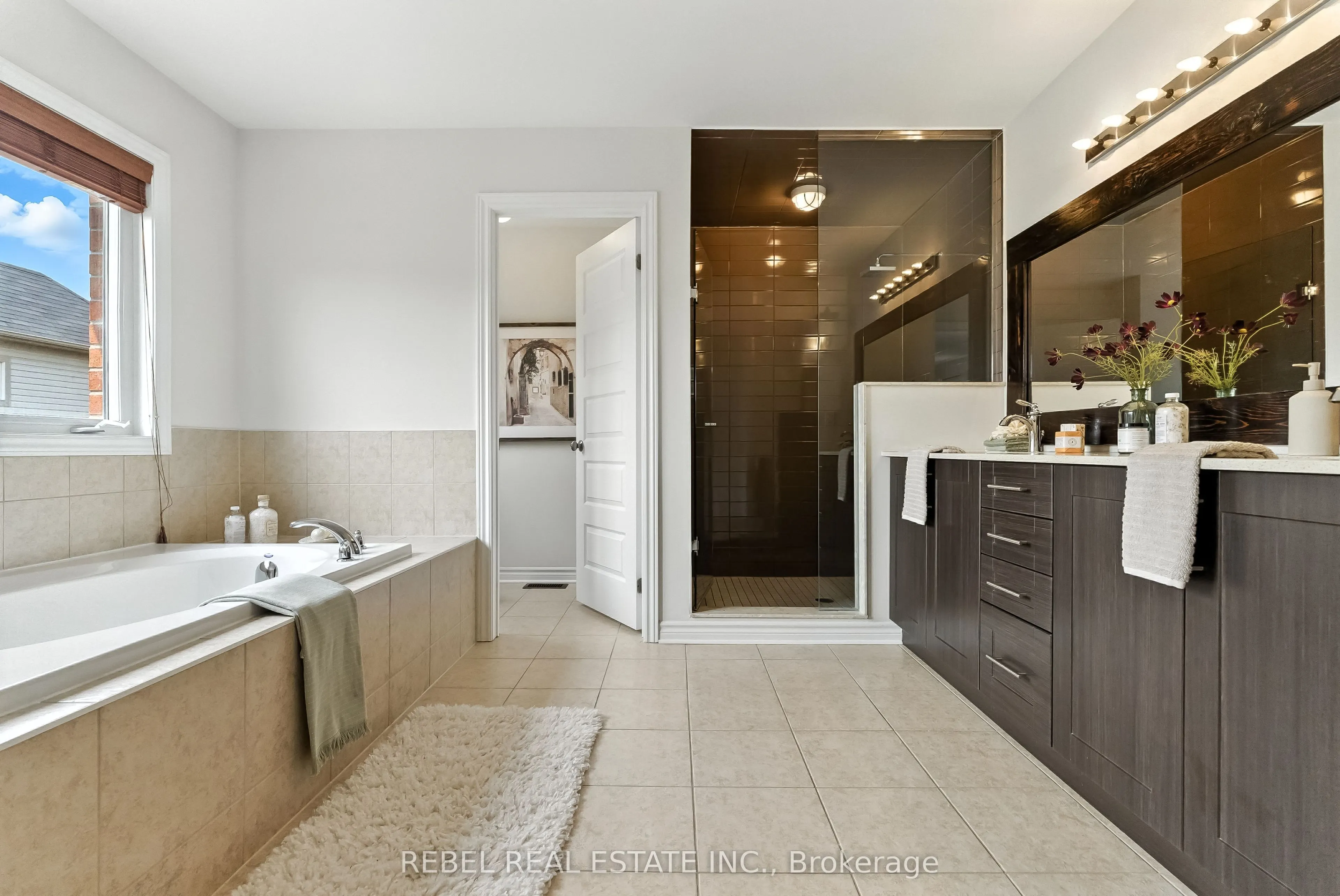 157 Kenneth Cole Drive