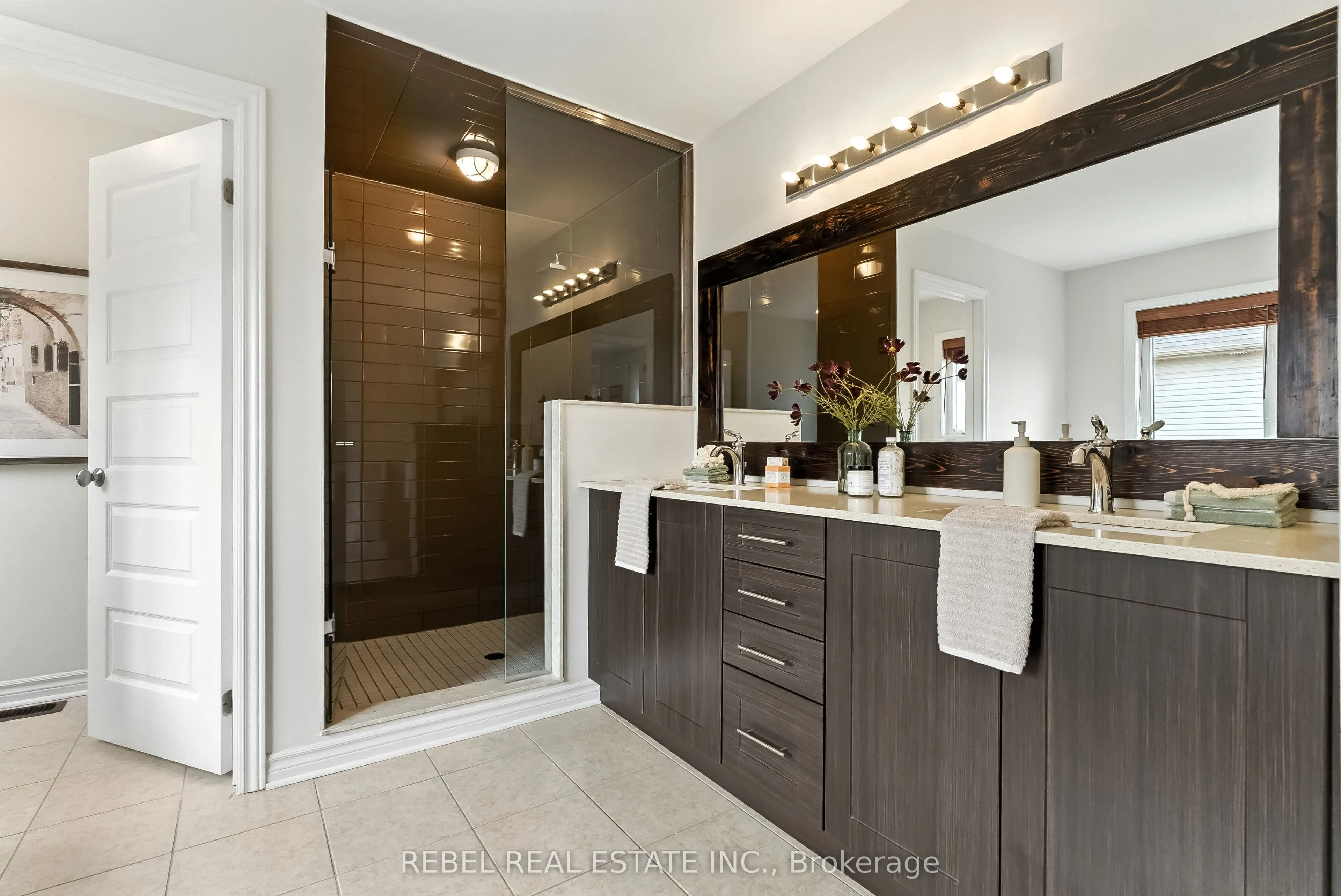 157 Kenneth Cole Drive