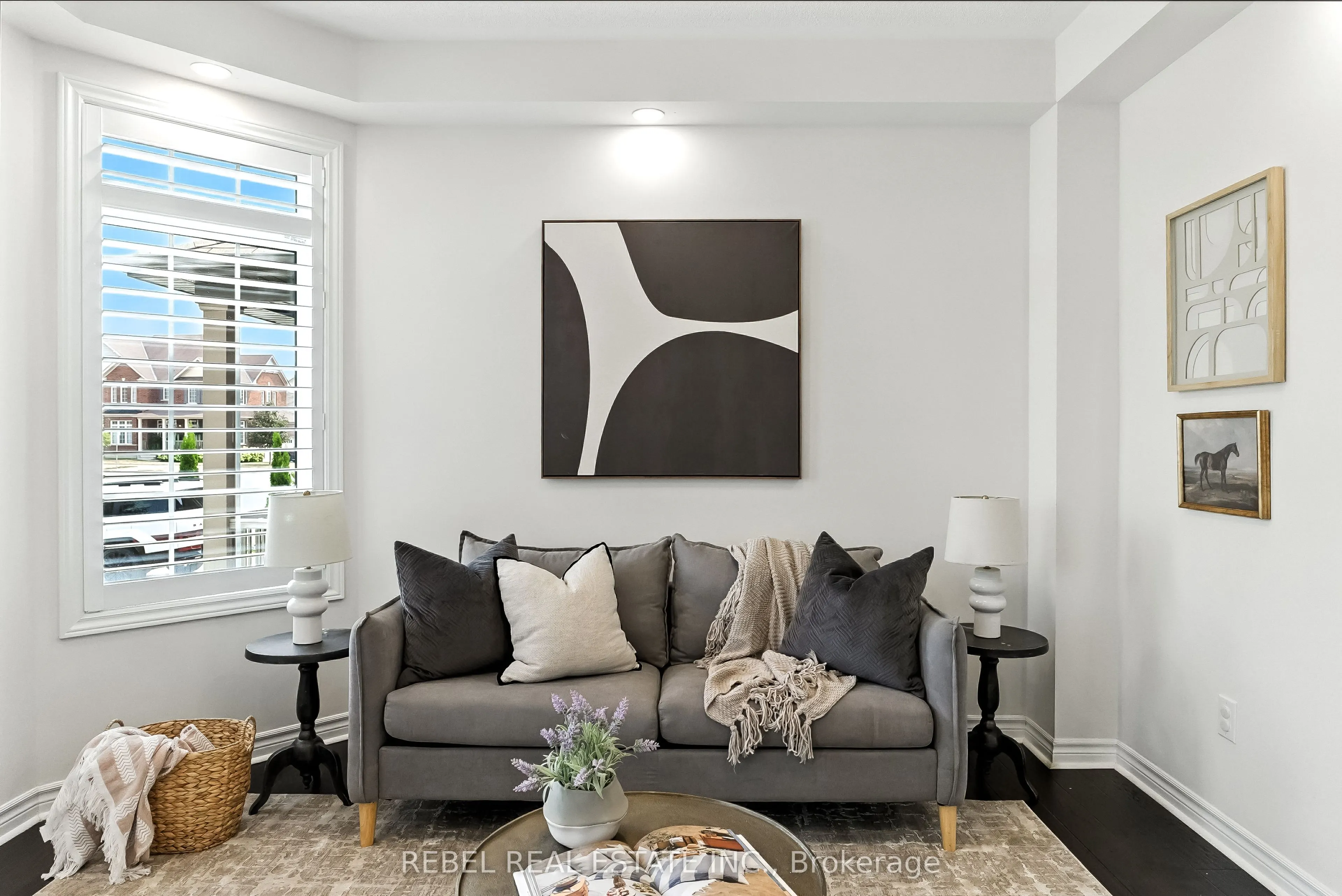 157 Kenneth Cole Drive