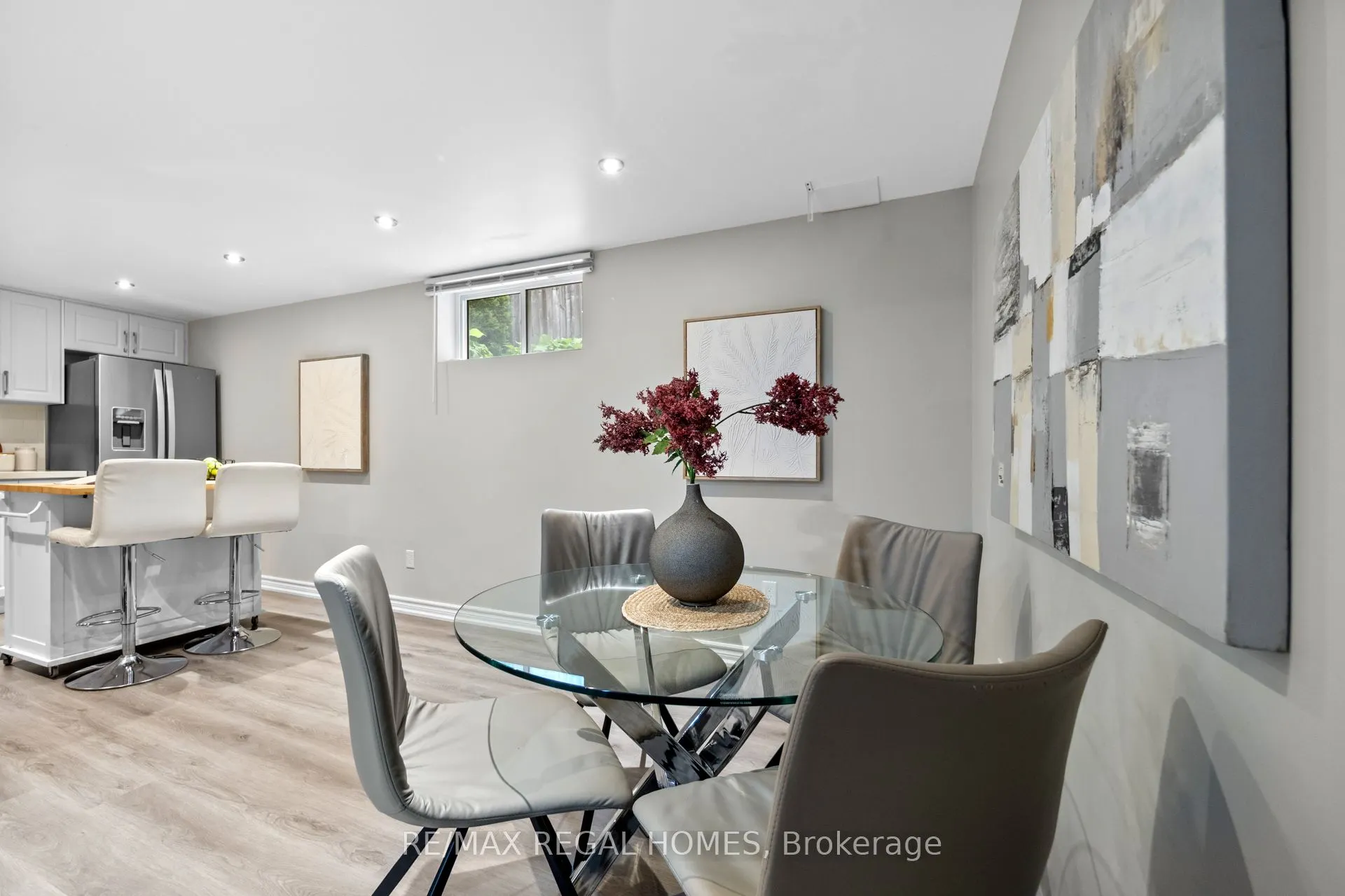 635 Capilano Crescent