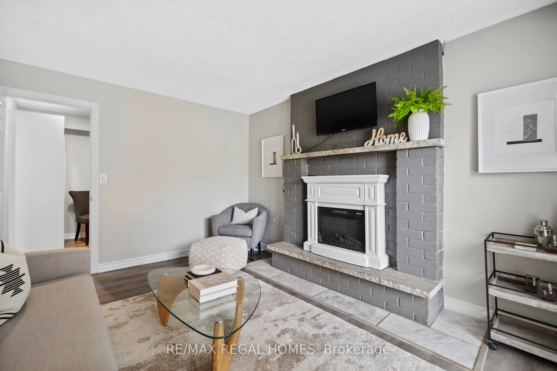 635 Capilano Crescent