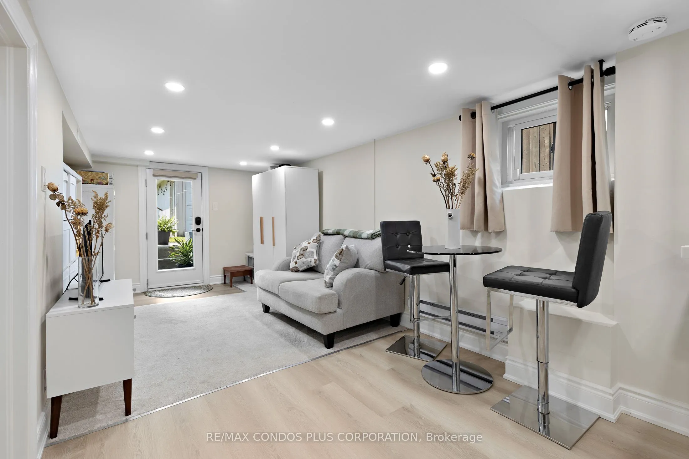 103 Memorial Park Avenue
