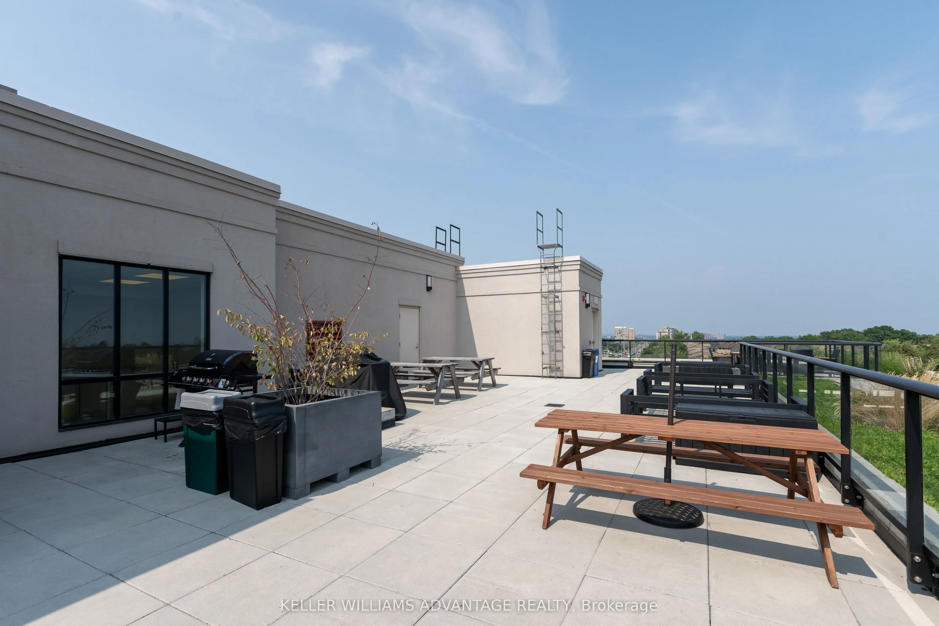 3655 Kingston Road, #810