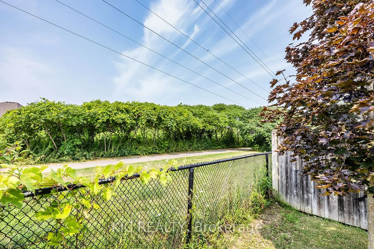 40 Puttingedge Drive