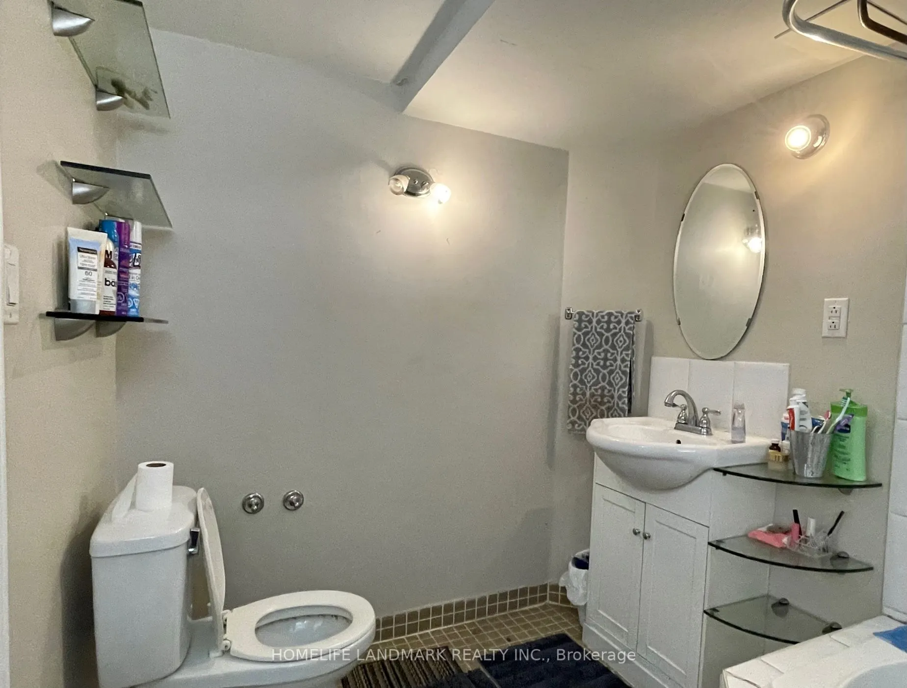 31 Compton Drive, #Bsmt