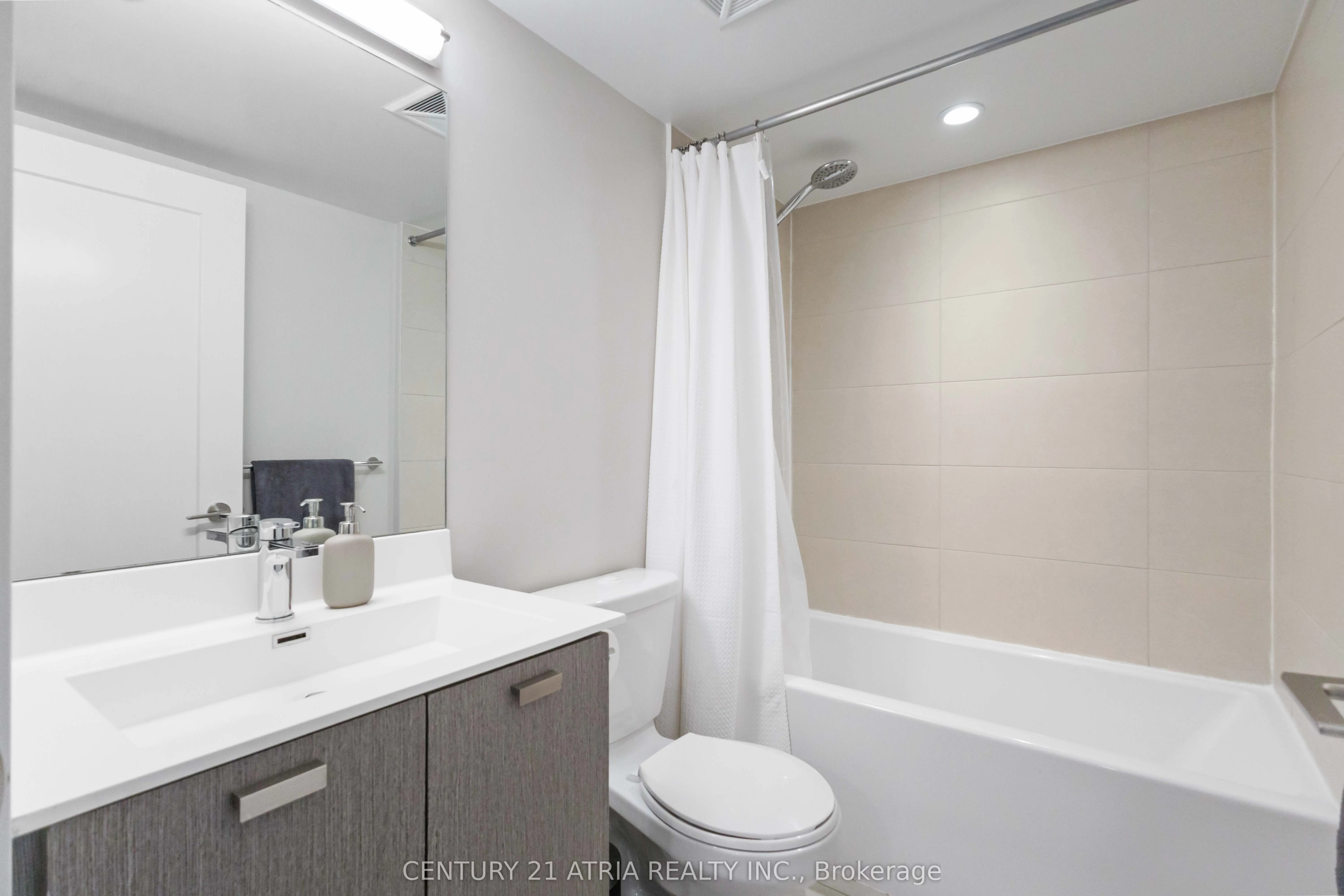 275 Village Green Square, #717