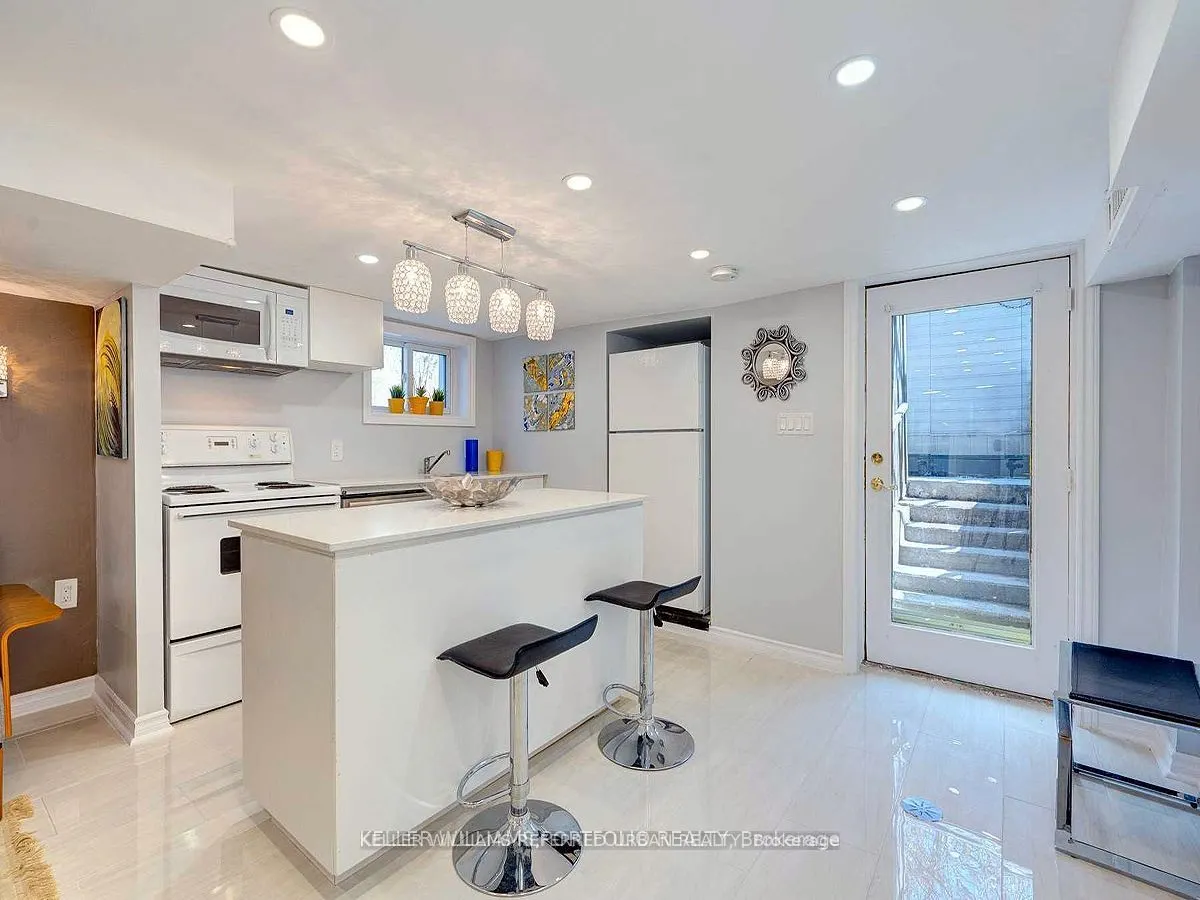 431 Kingston Road, #Lower