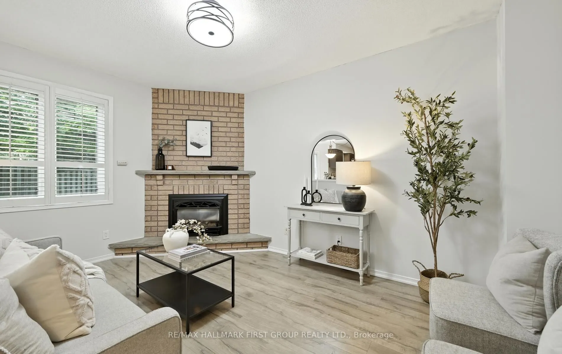 15 Ribblesdale Drive