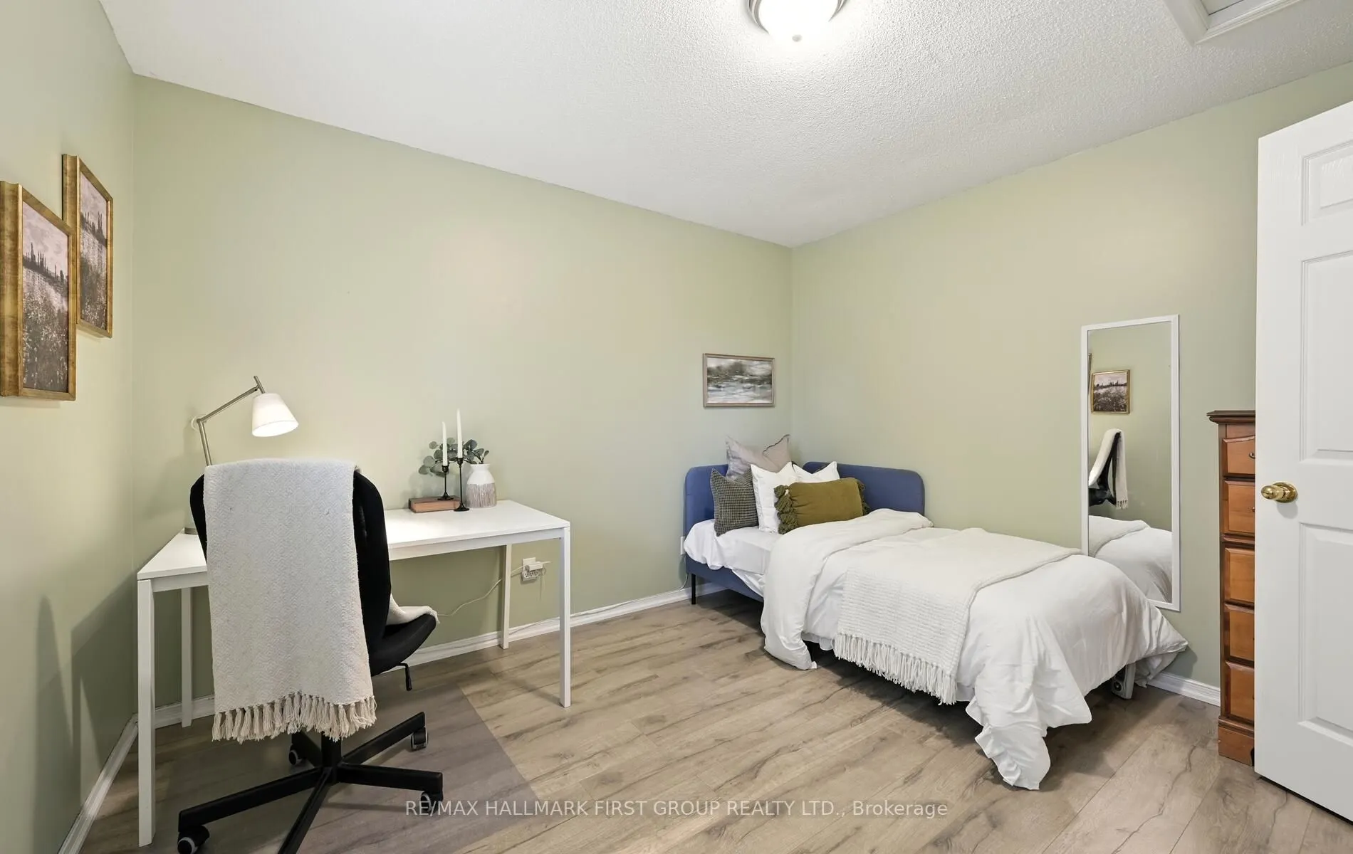 15 Ribblesdale Drive