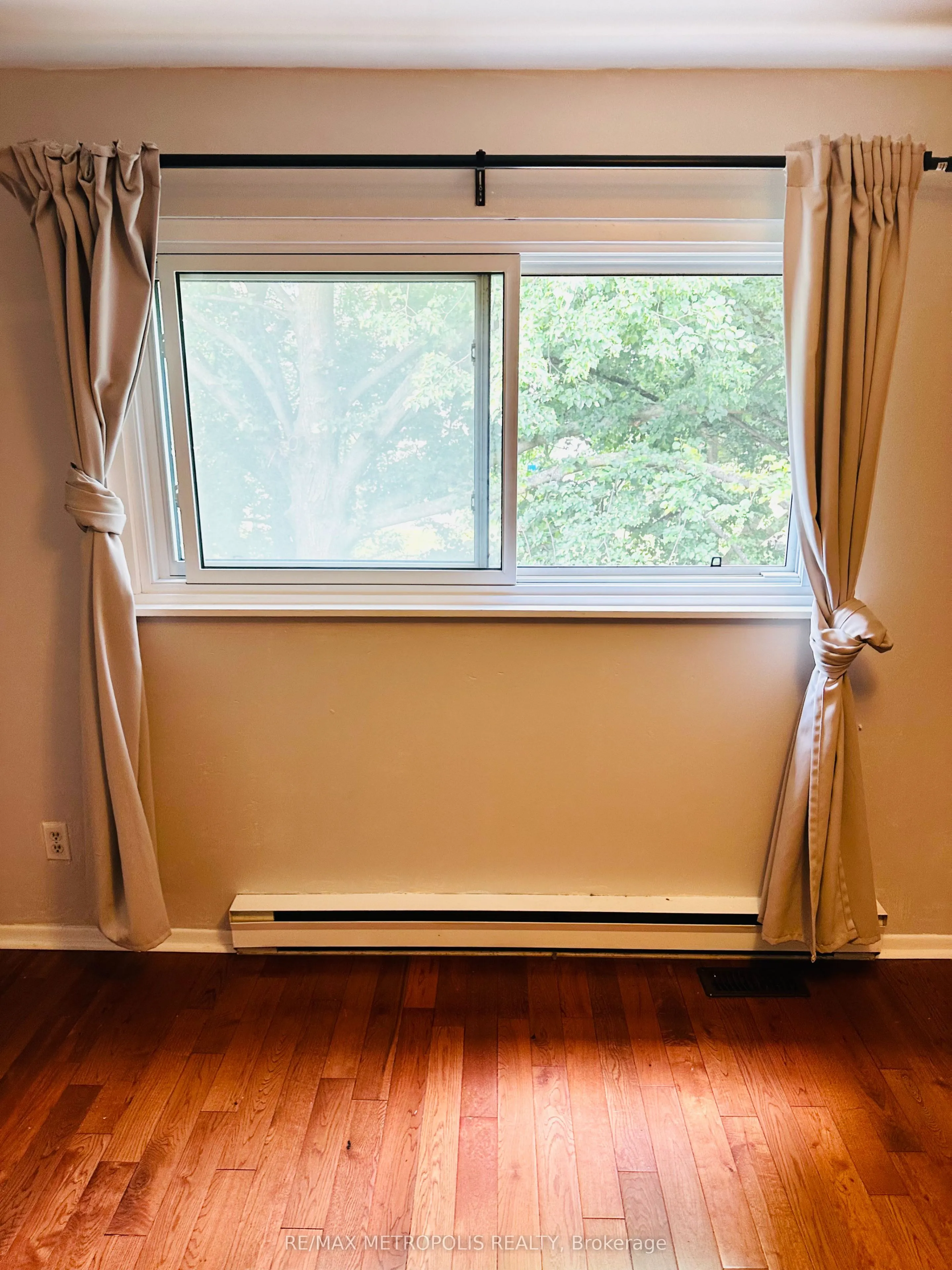 2020 Pharmacy Avenue, #35