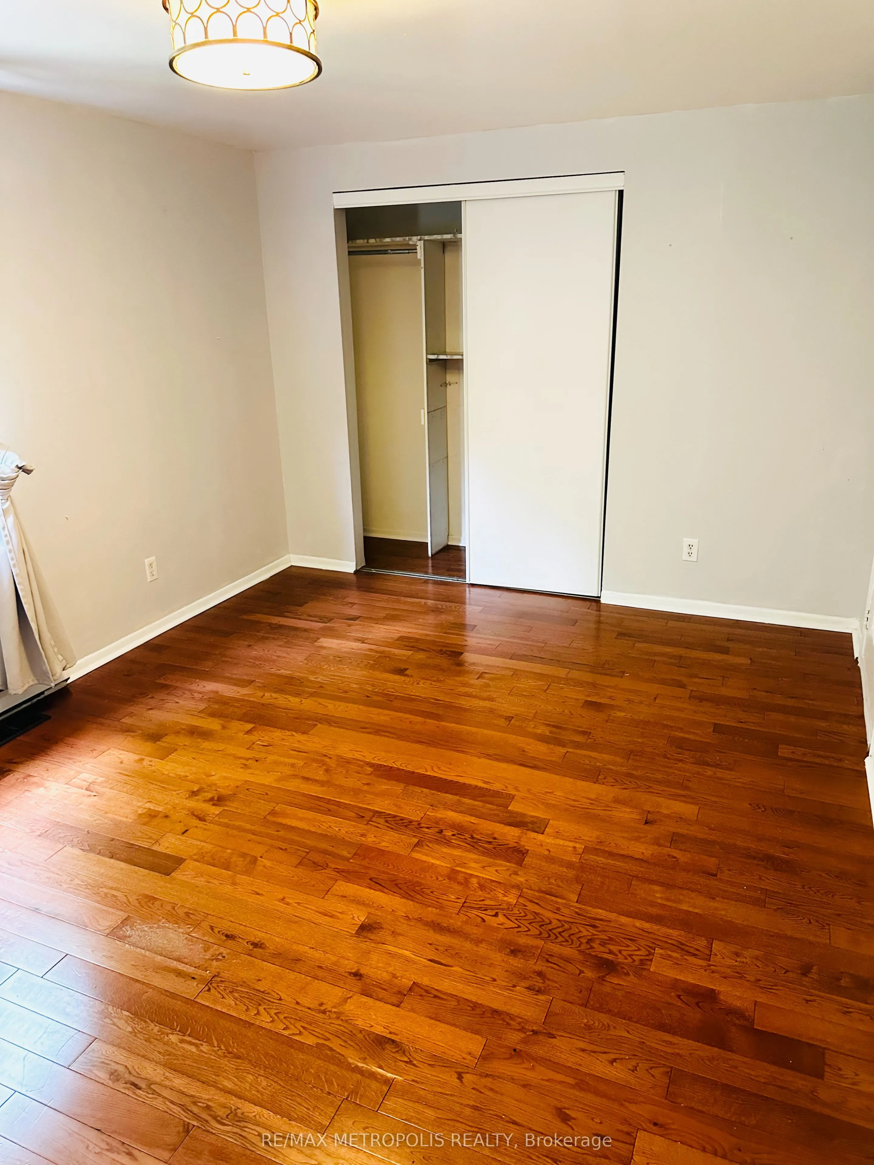 2020 Pharmacy Avenue, #35