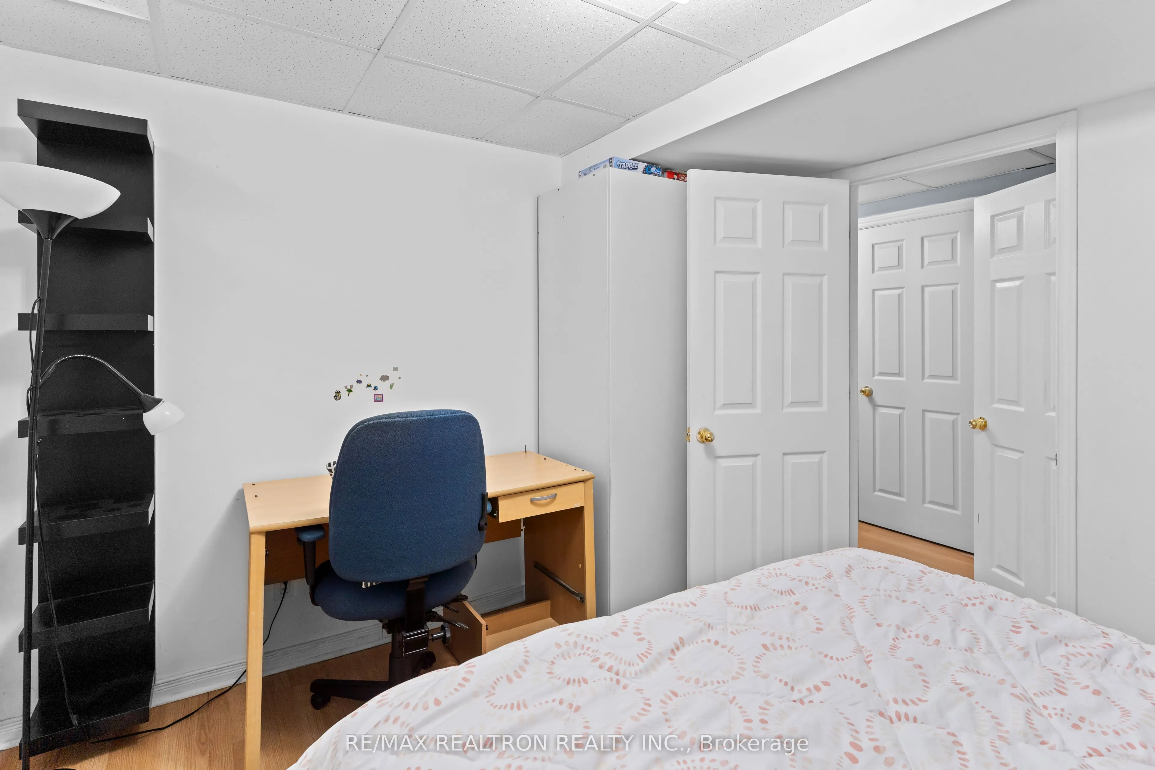 1520 Sandhurst Crescent