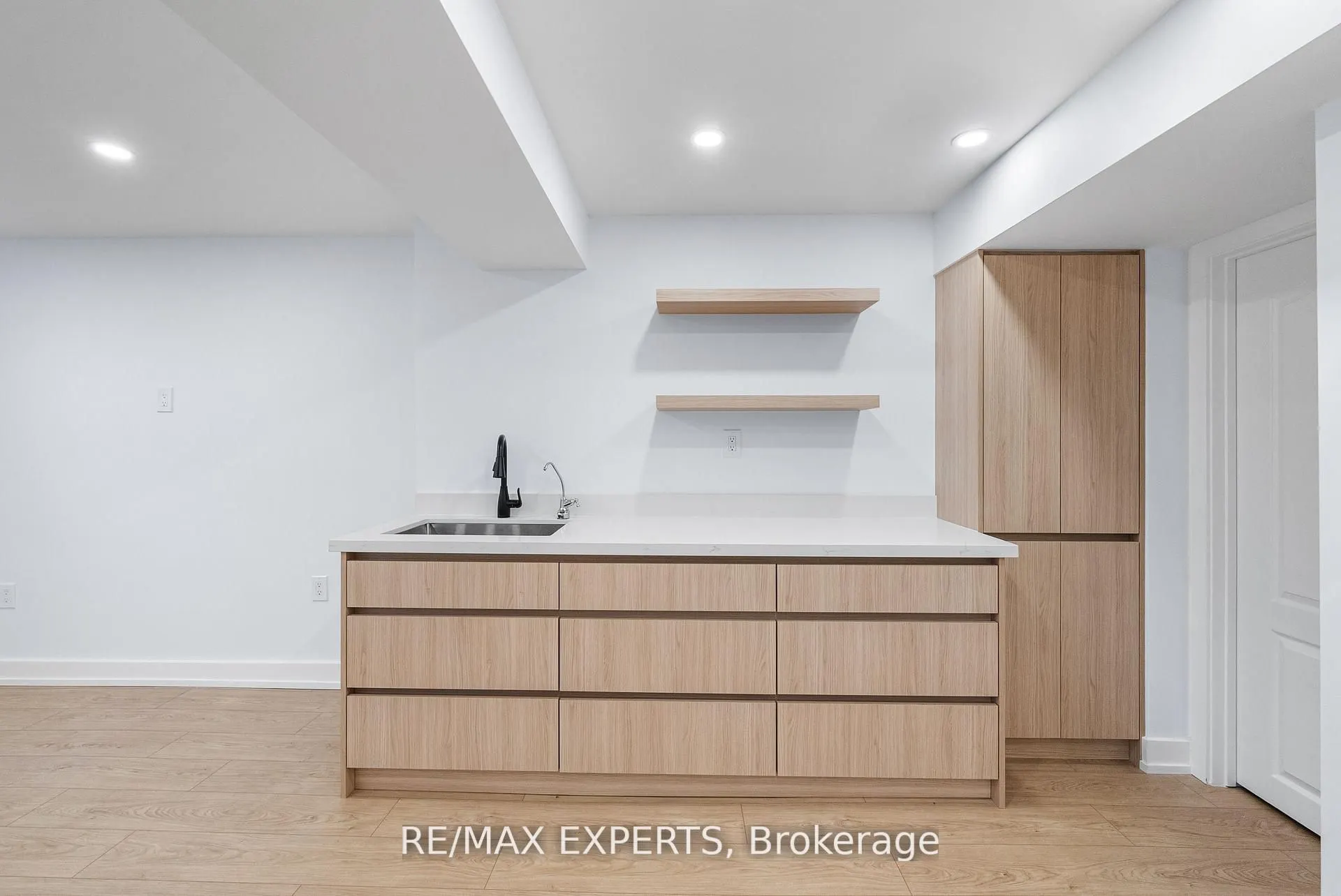 160 Westfield Drive