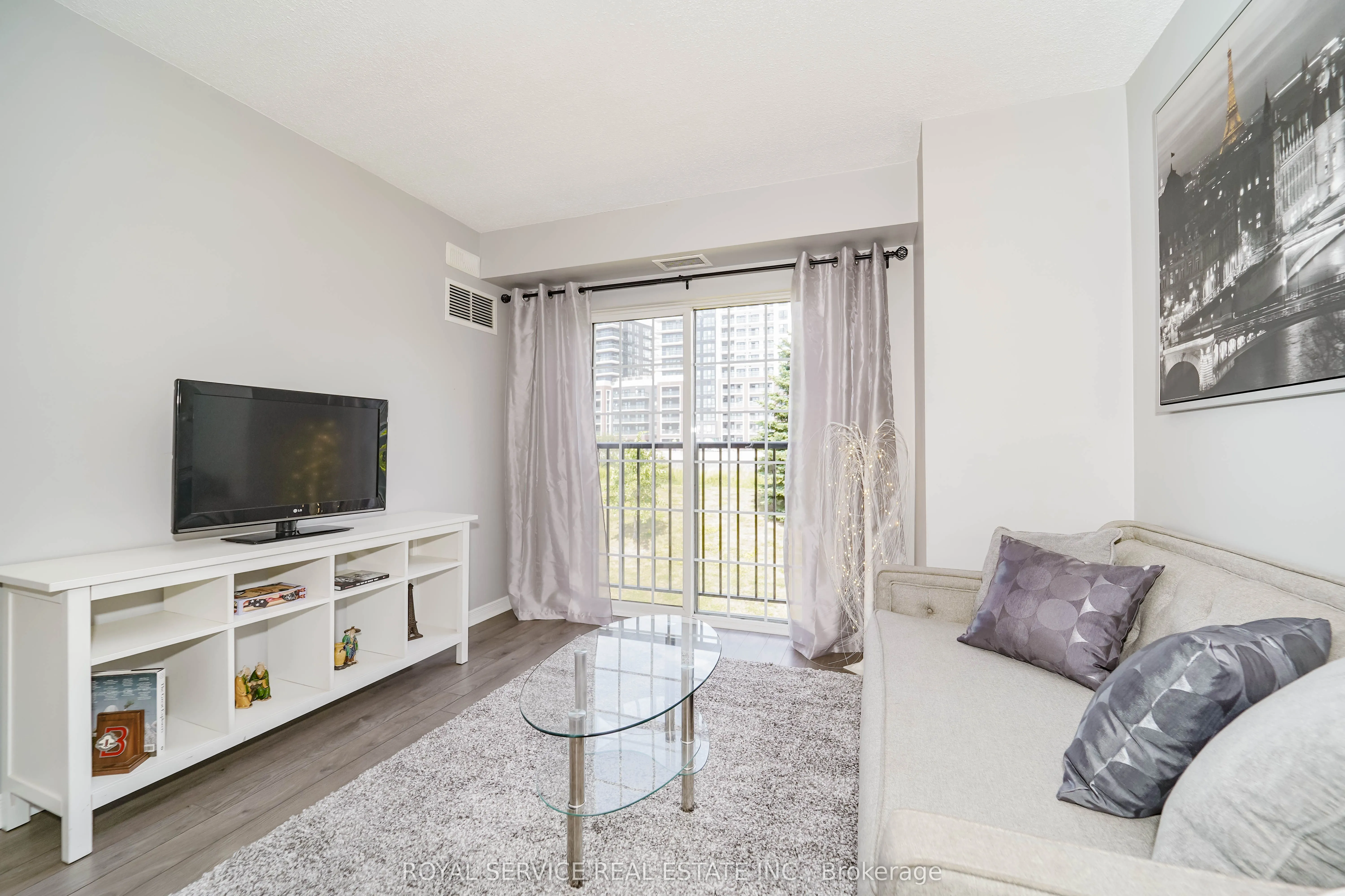 90 Aspen Springs Drive, #207