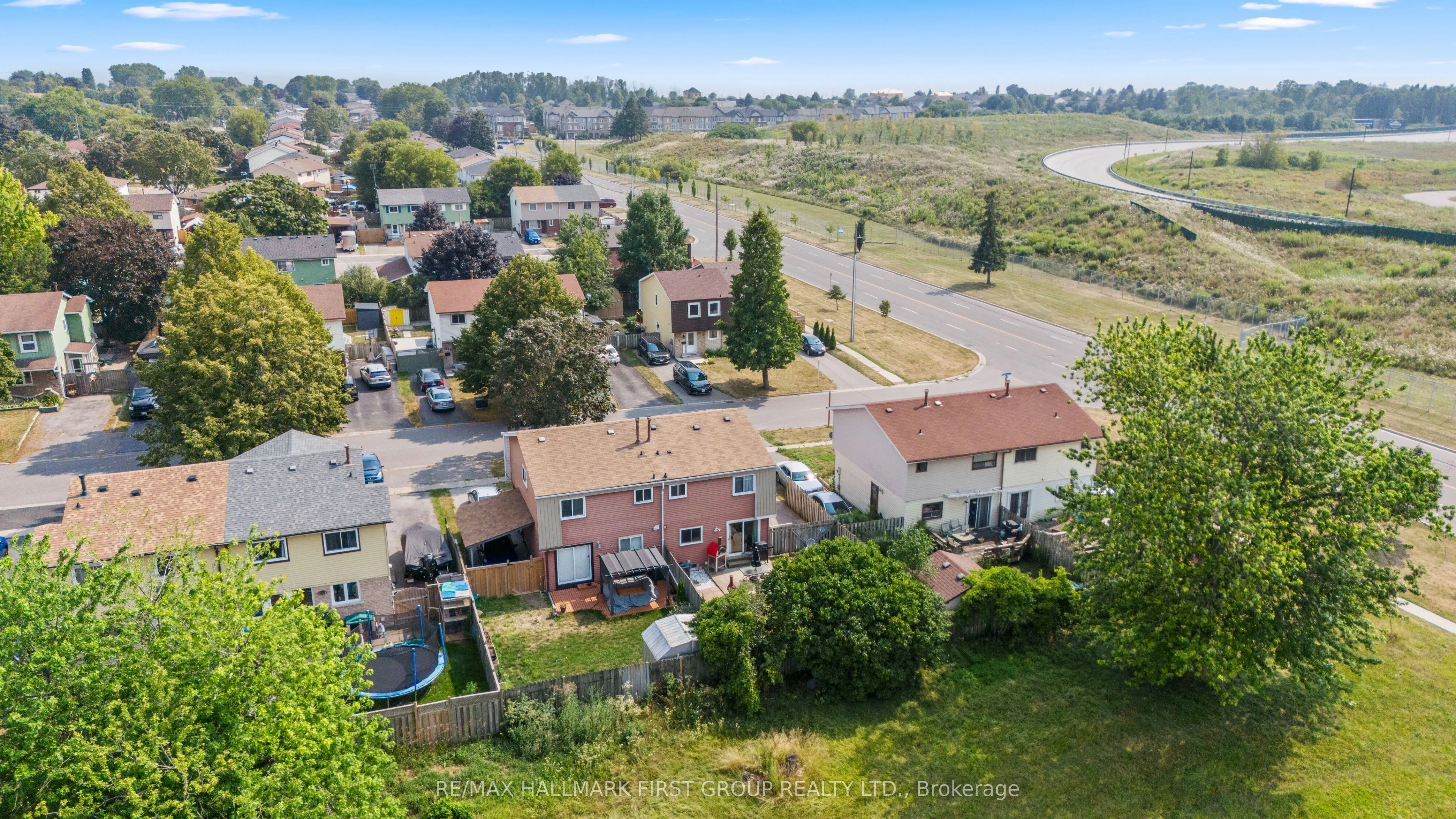 1257 Fenelon Crescent