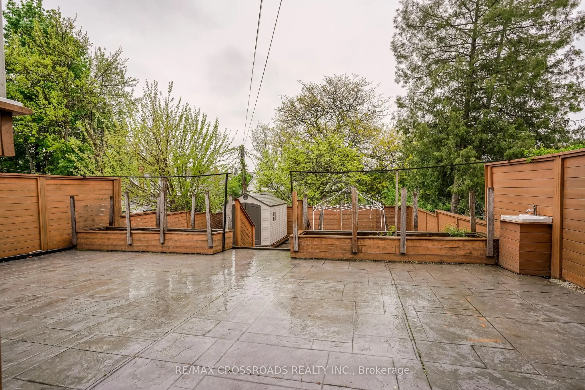 1A Roblin Avenue
