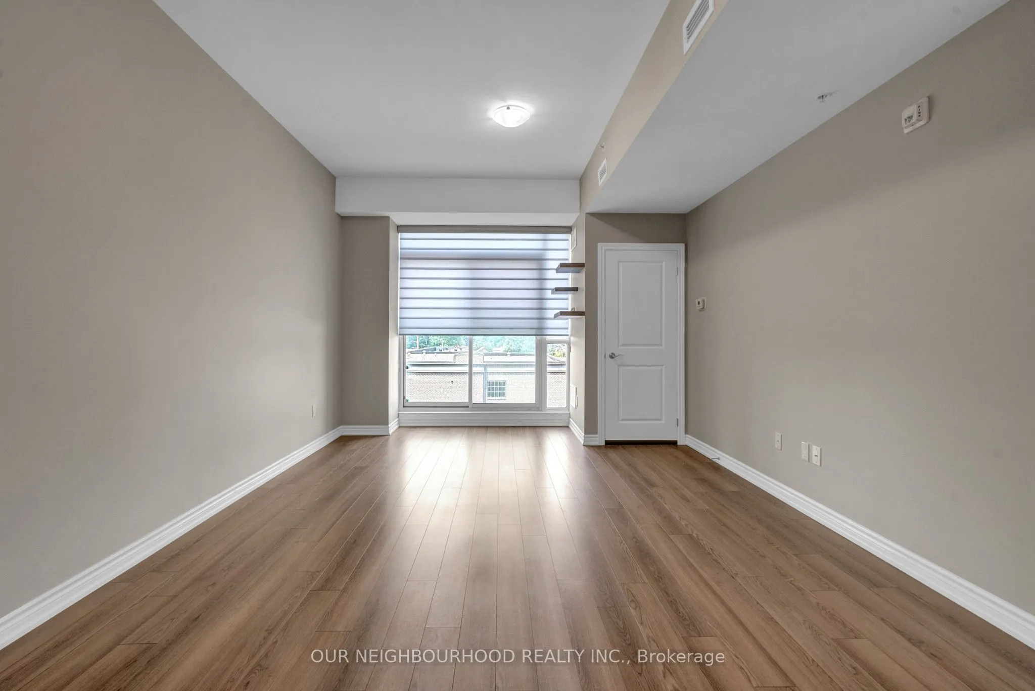 109 King Avenue E, #402