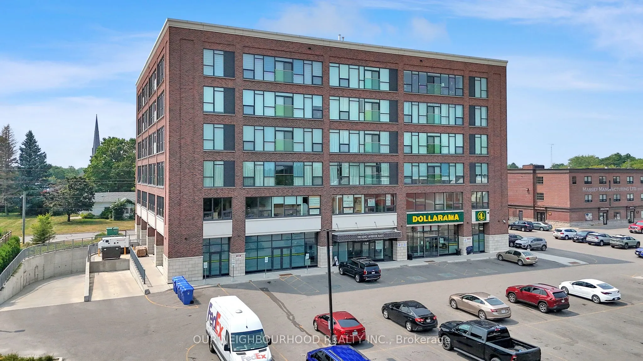 109 King Avenue E, #402