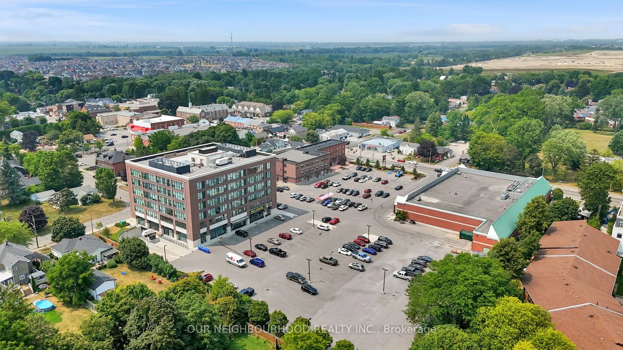 109 King Avenue E, #402