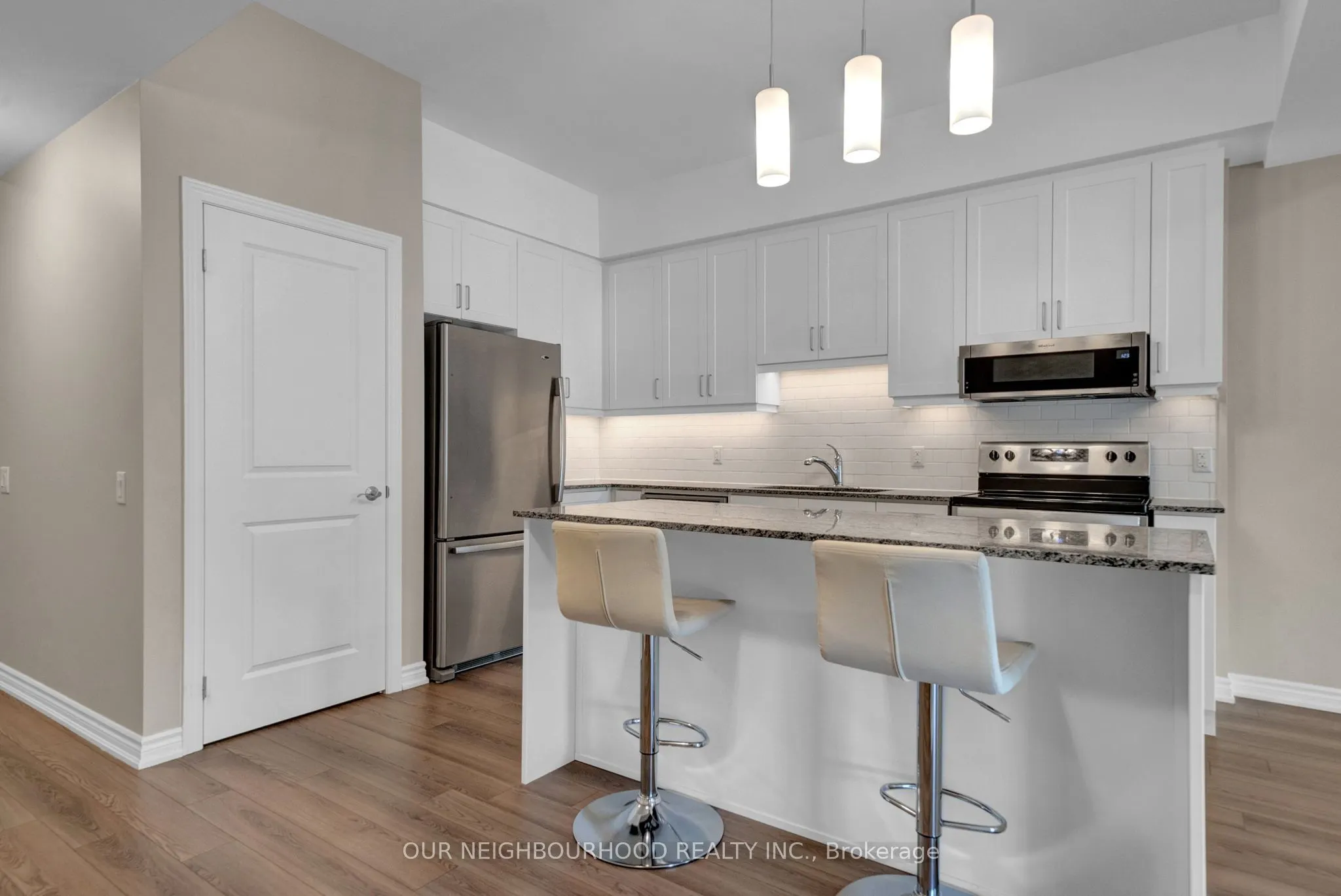 109 King Avenue E, #402