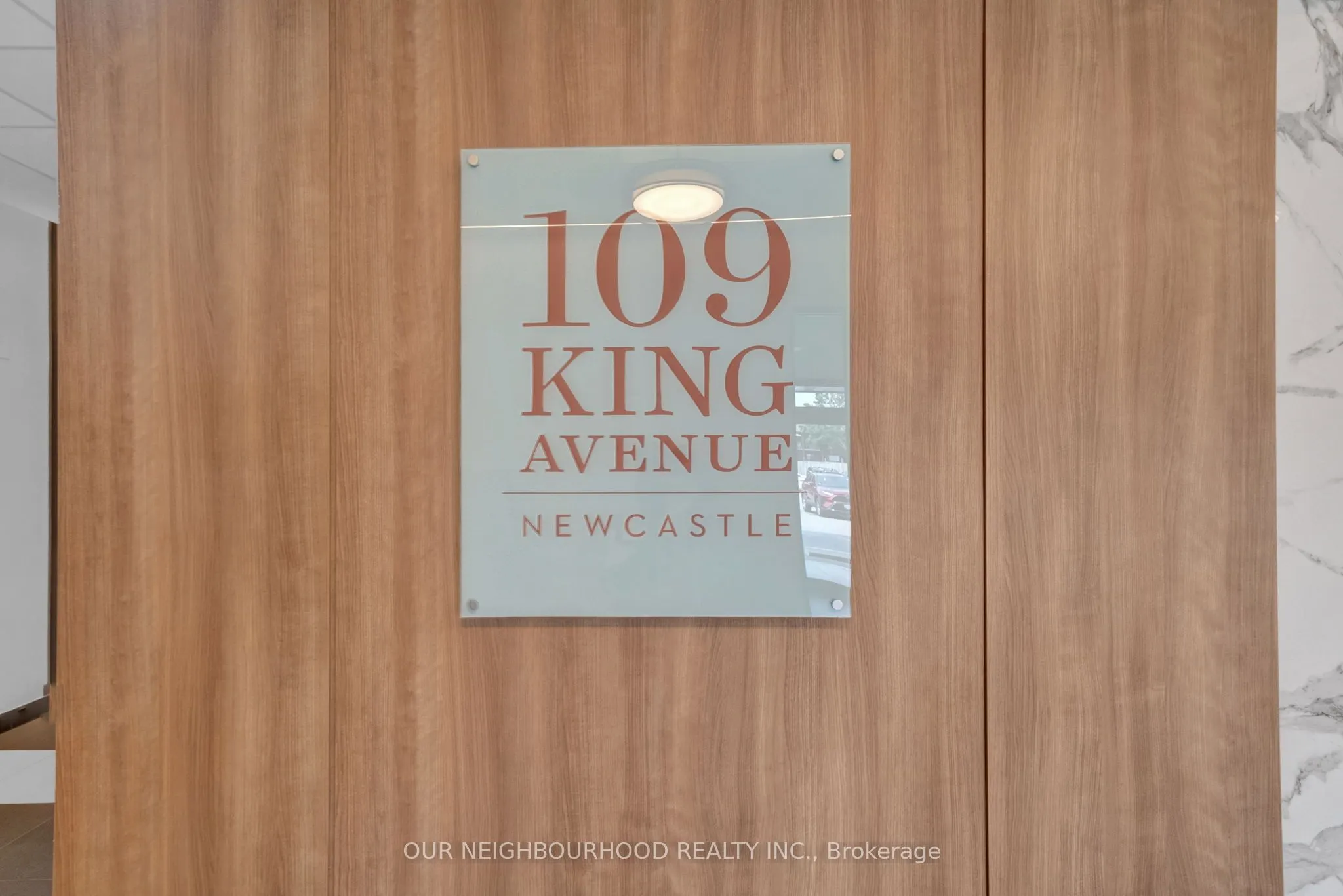109 King Avenue E, #402