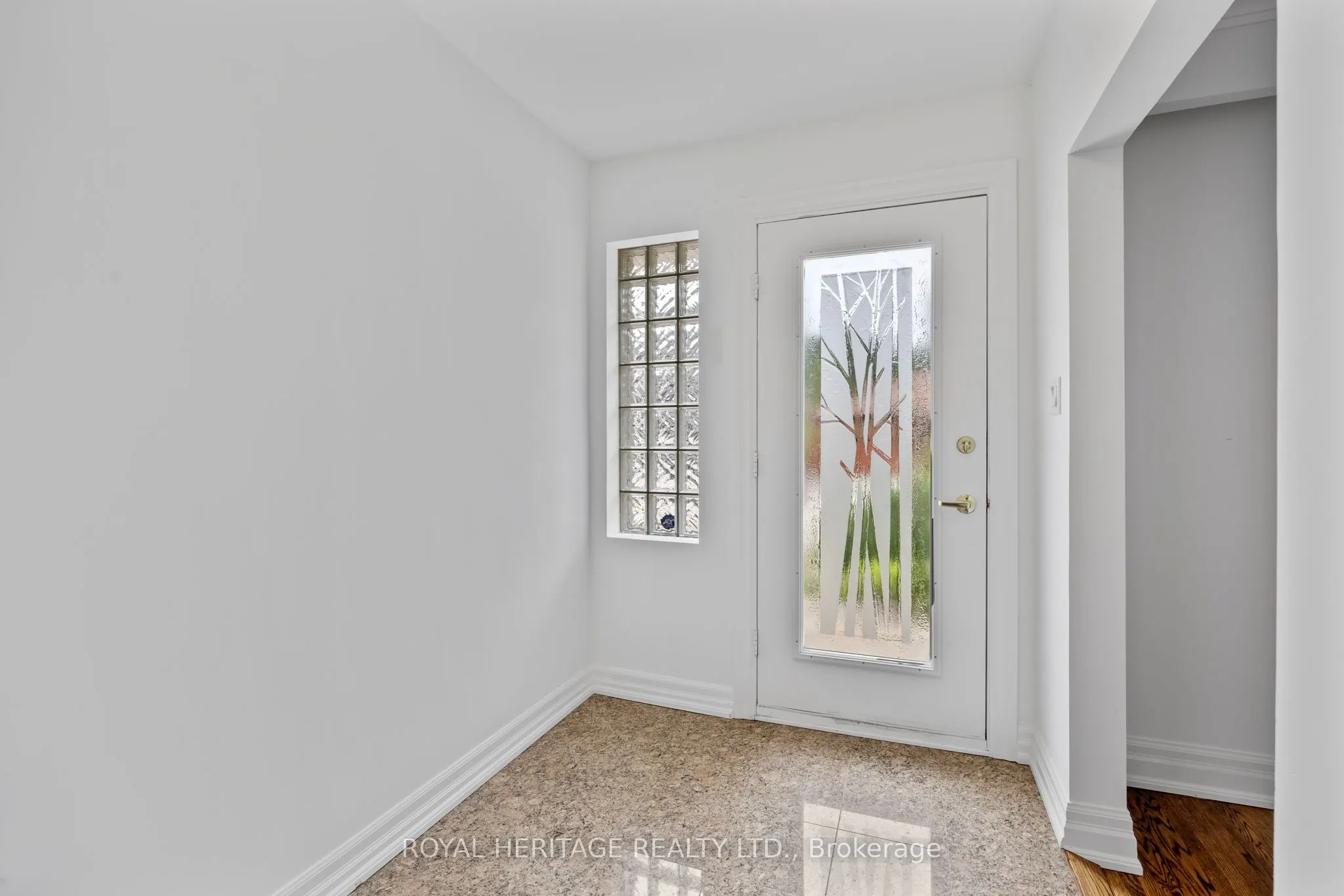 32 Beath Street