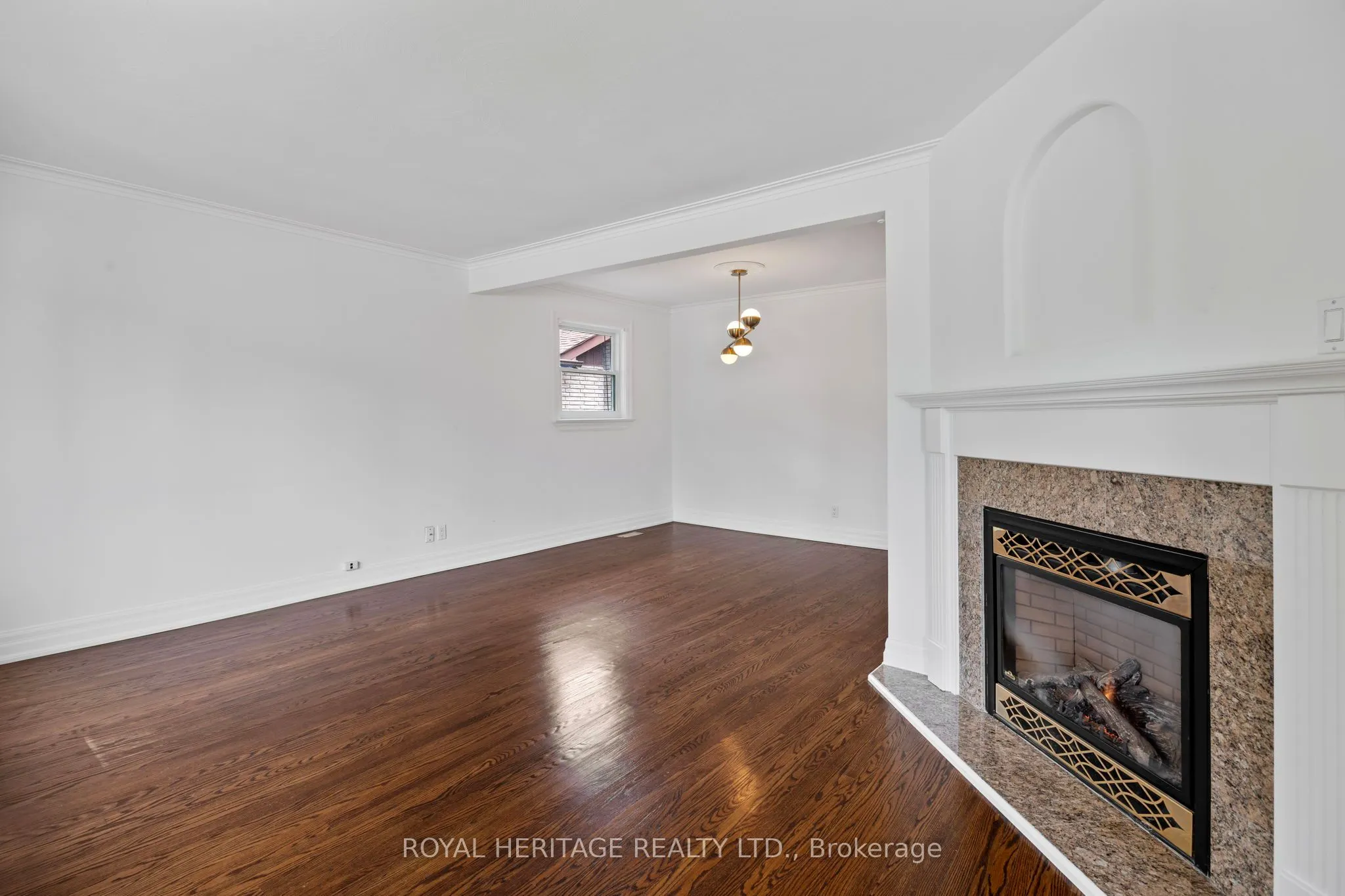 32 Beath Street