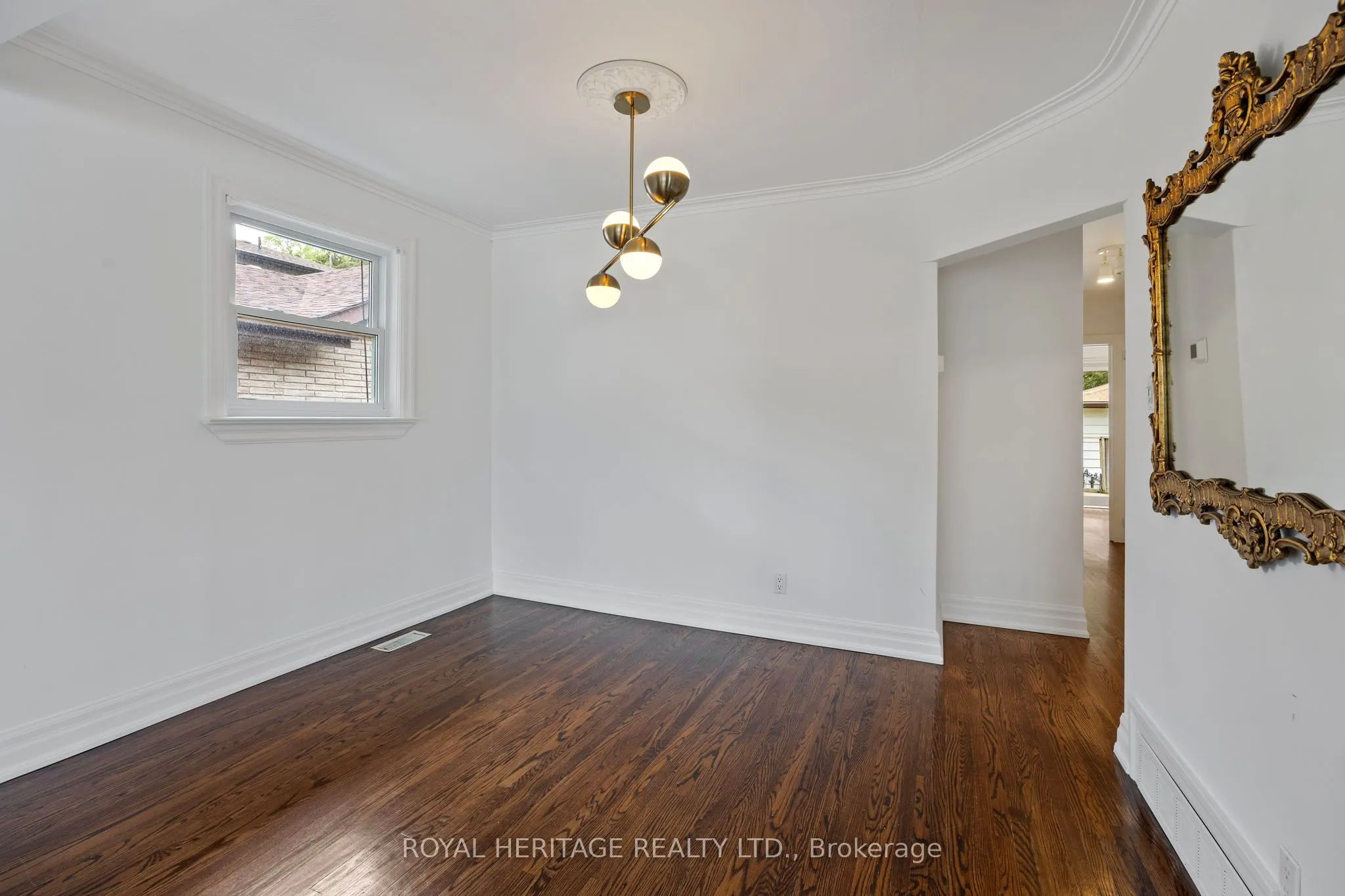 32 Beath Street