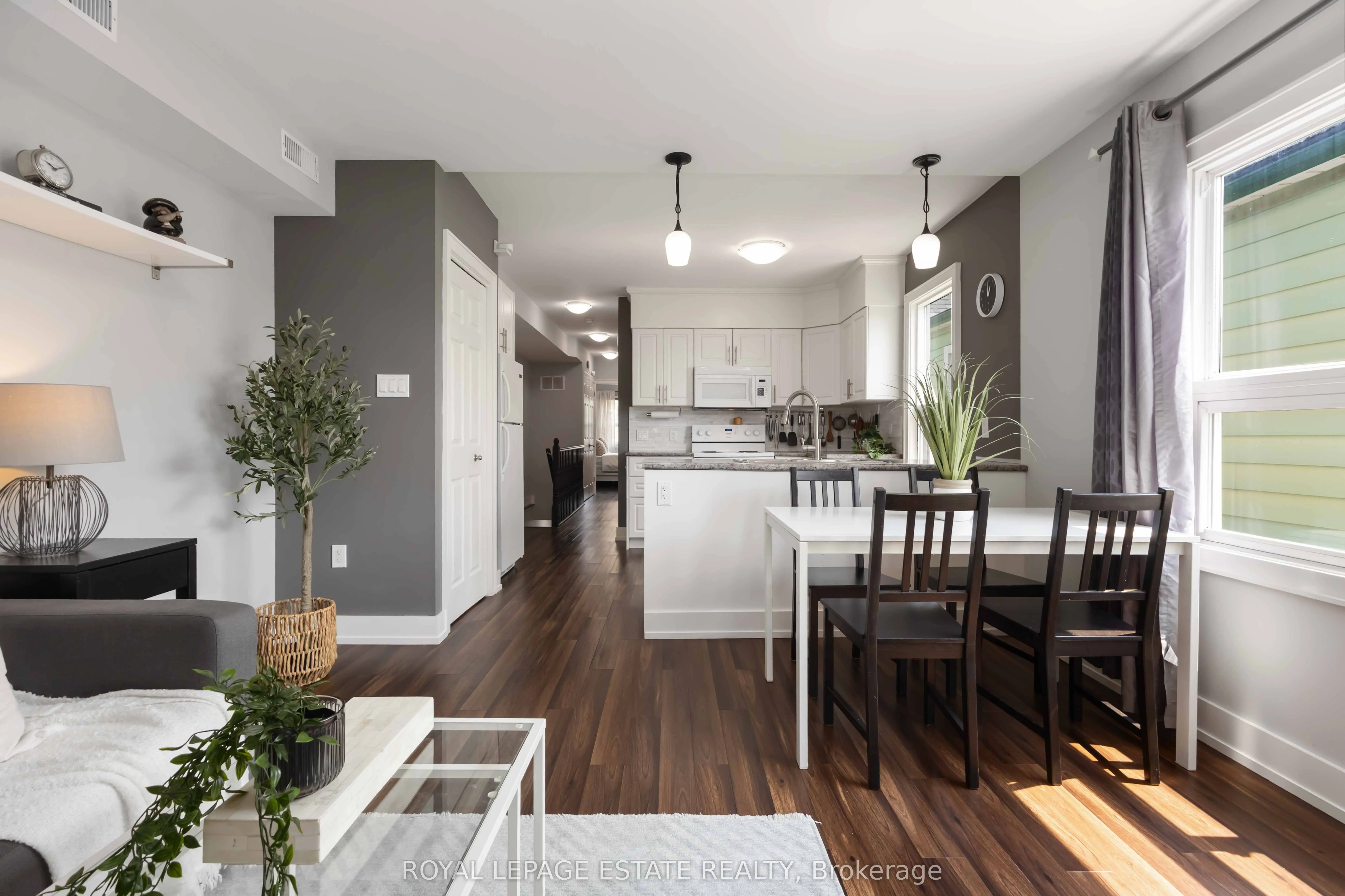 1008 Woodbine Avenue