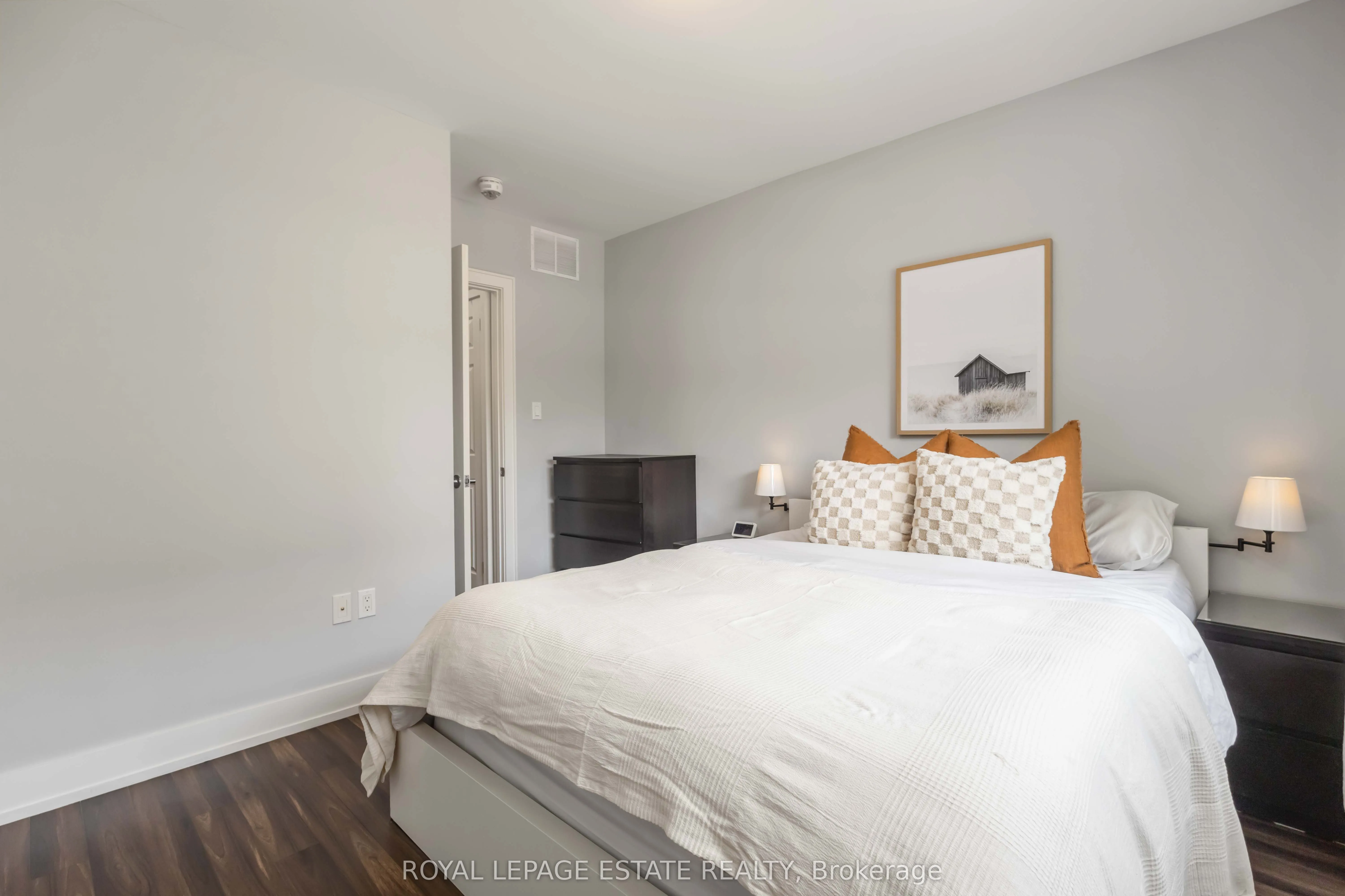 1008 Woodbine Avenue