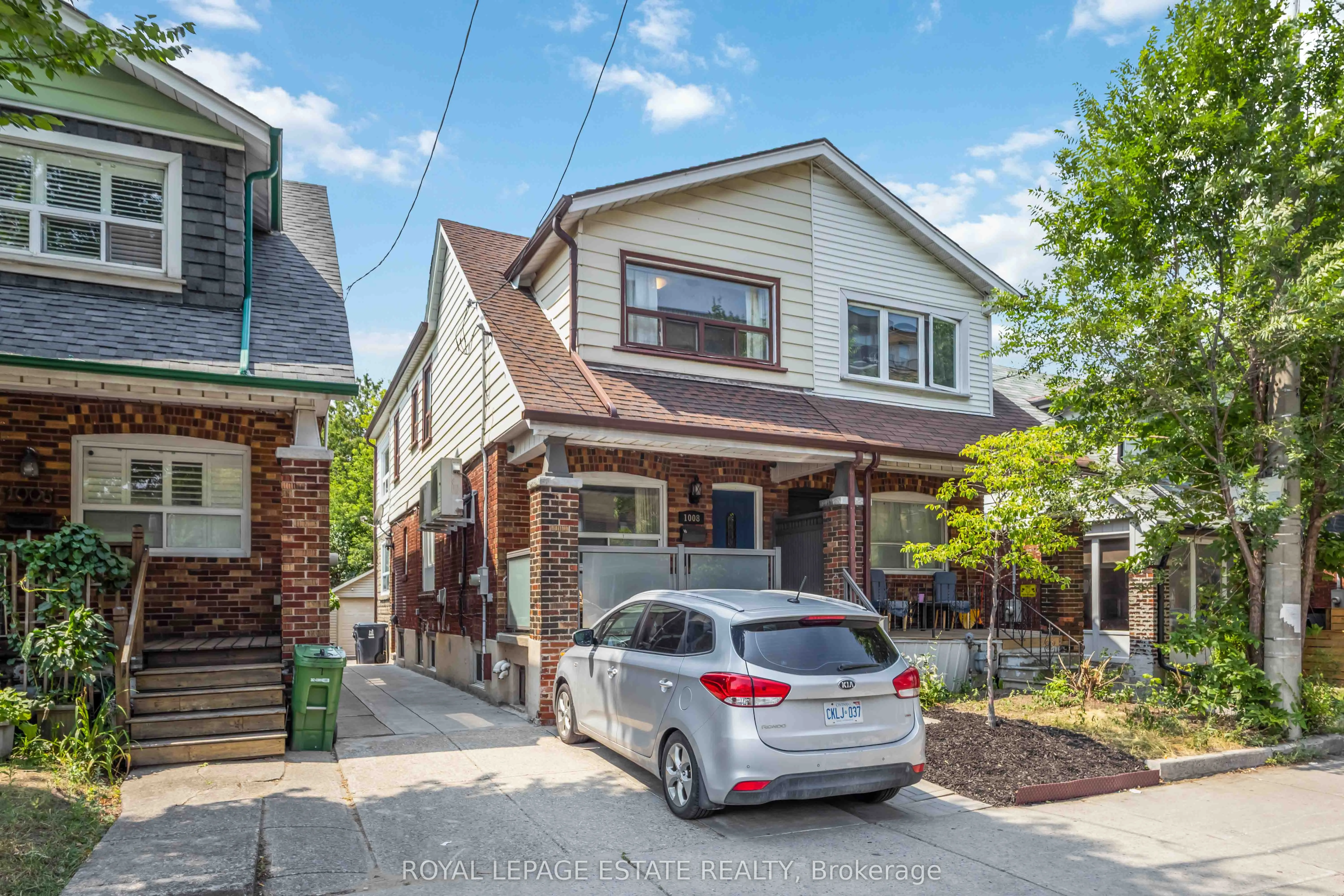1008 Woodbine Avenue