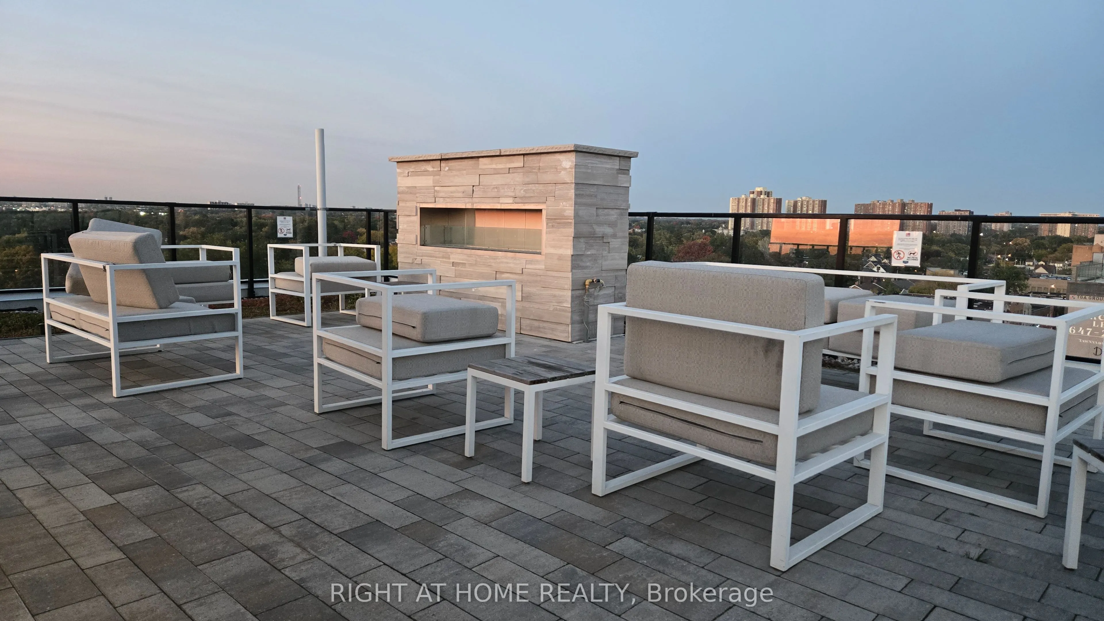 2301 Danforth Avenue E, #715