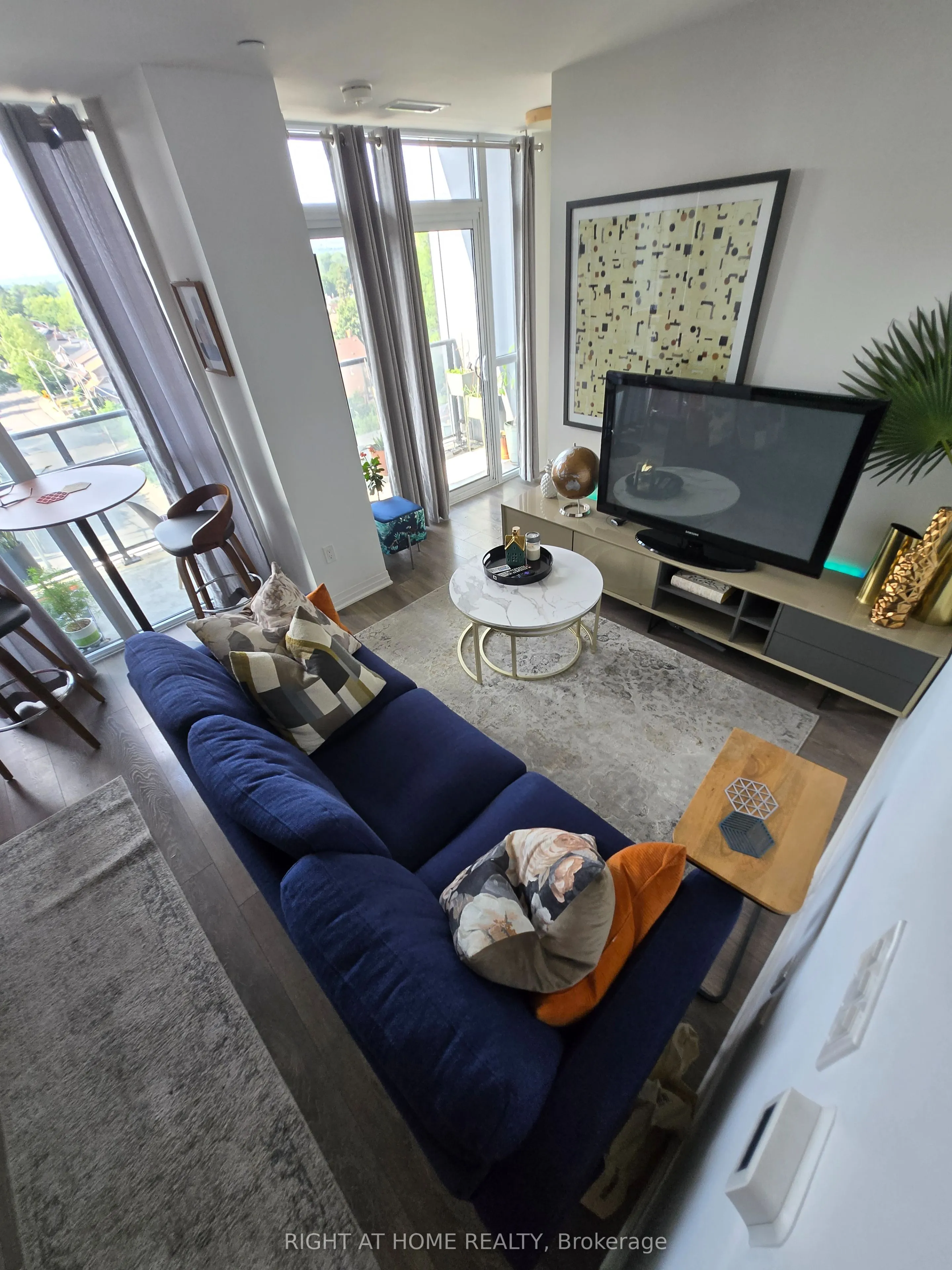 2301 Danforth Avenue E, #715