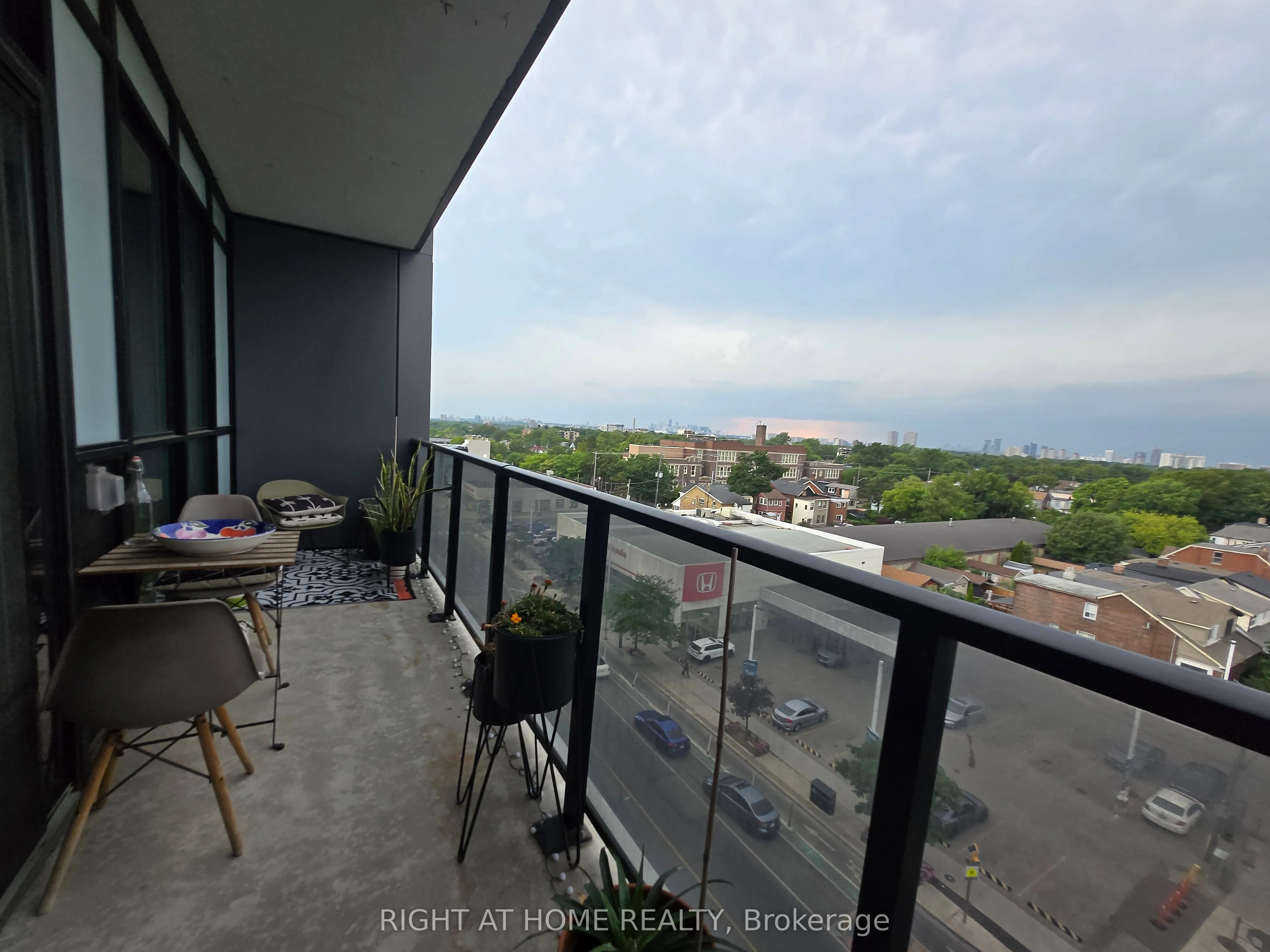 2301 Danforth Avenue E, #715