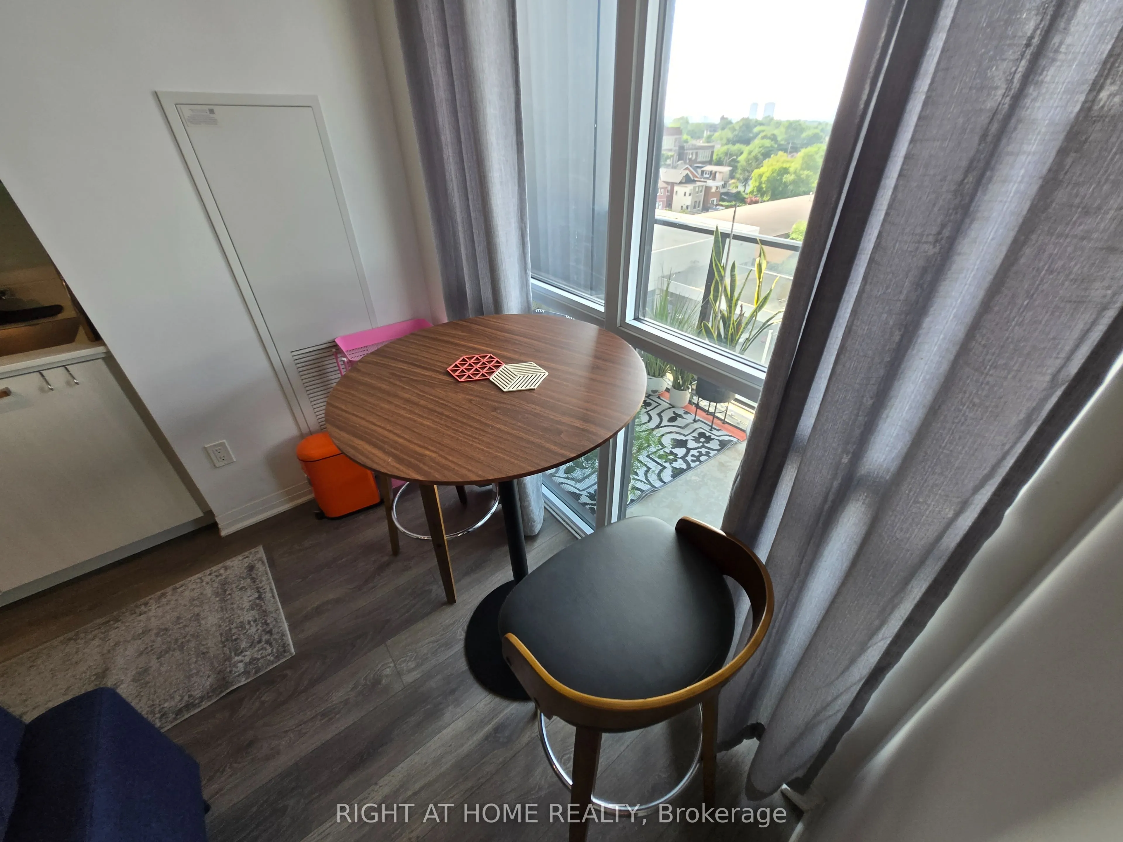2301 Danforth Avenue E, #715