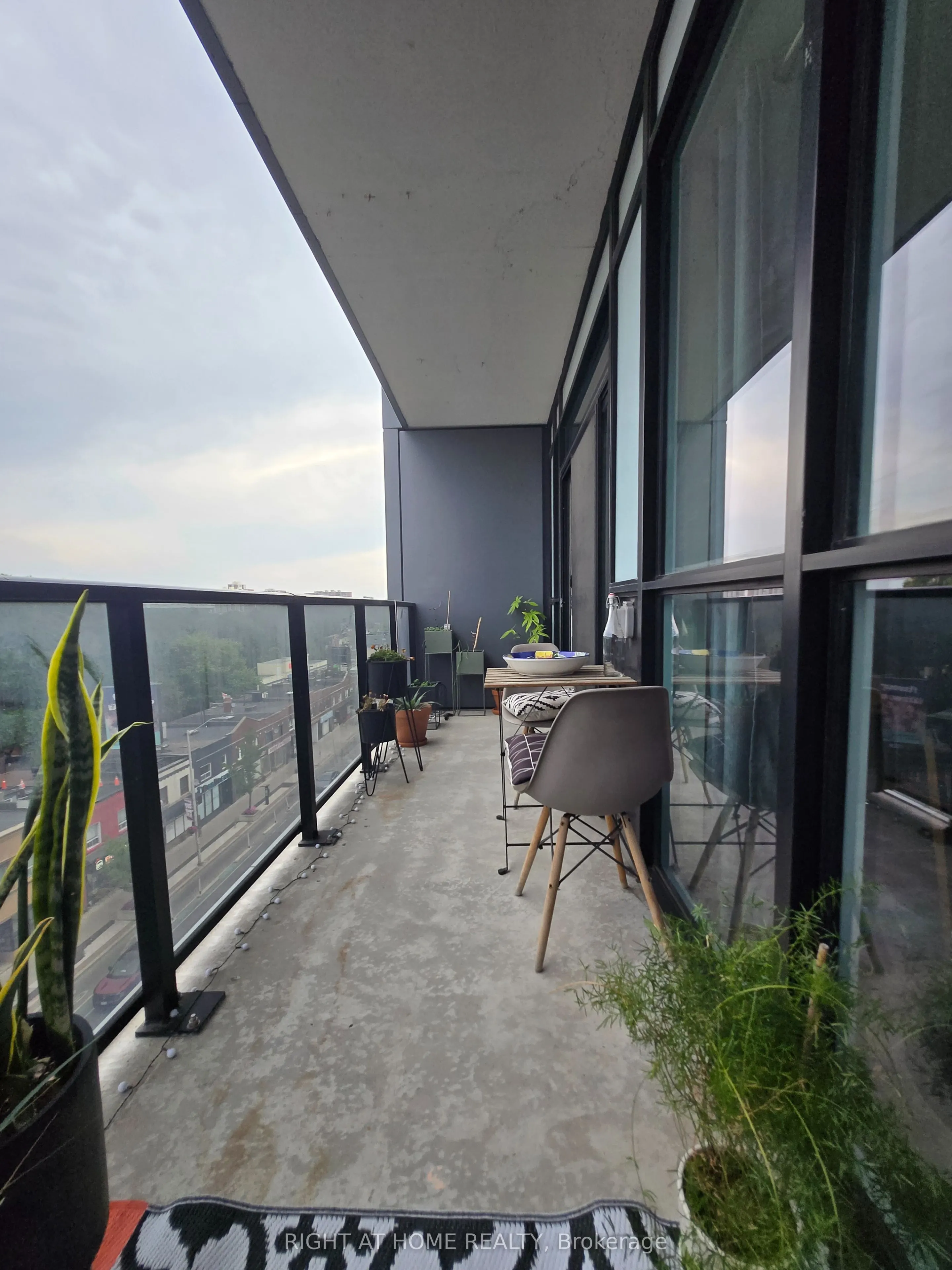 2301 Danforth Avenue E, #715