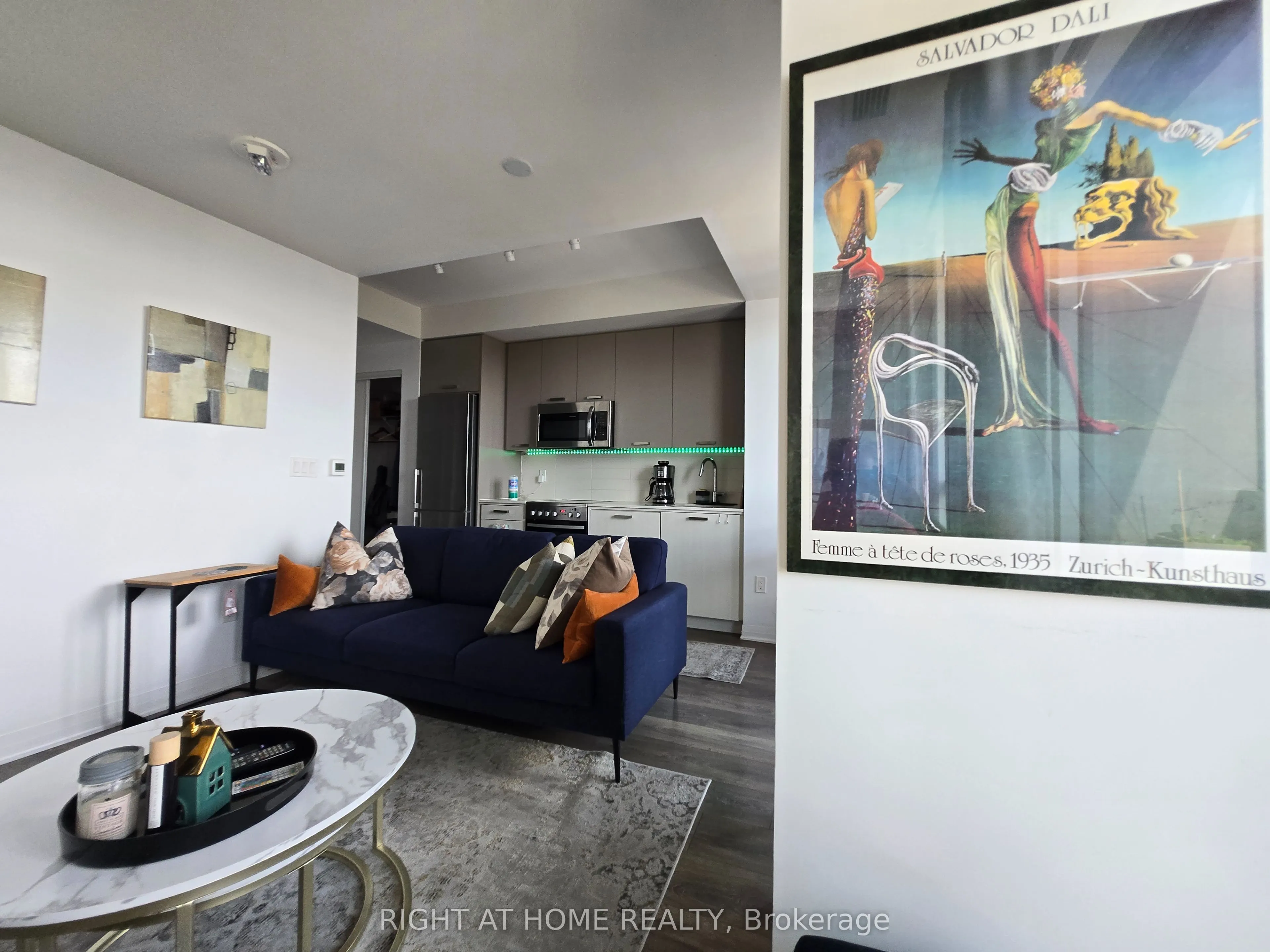 2301 Danforth Avenue E, #715