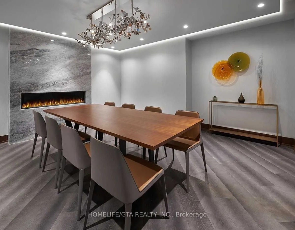 275 Village Green Square, #2120