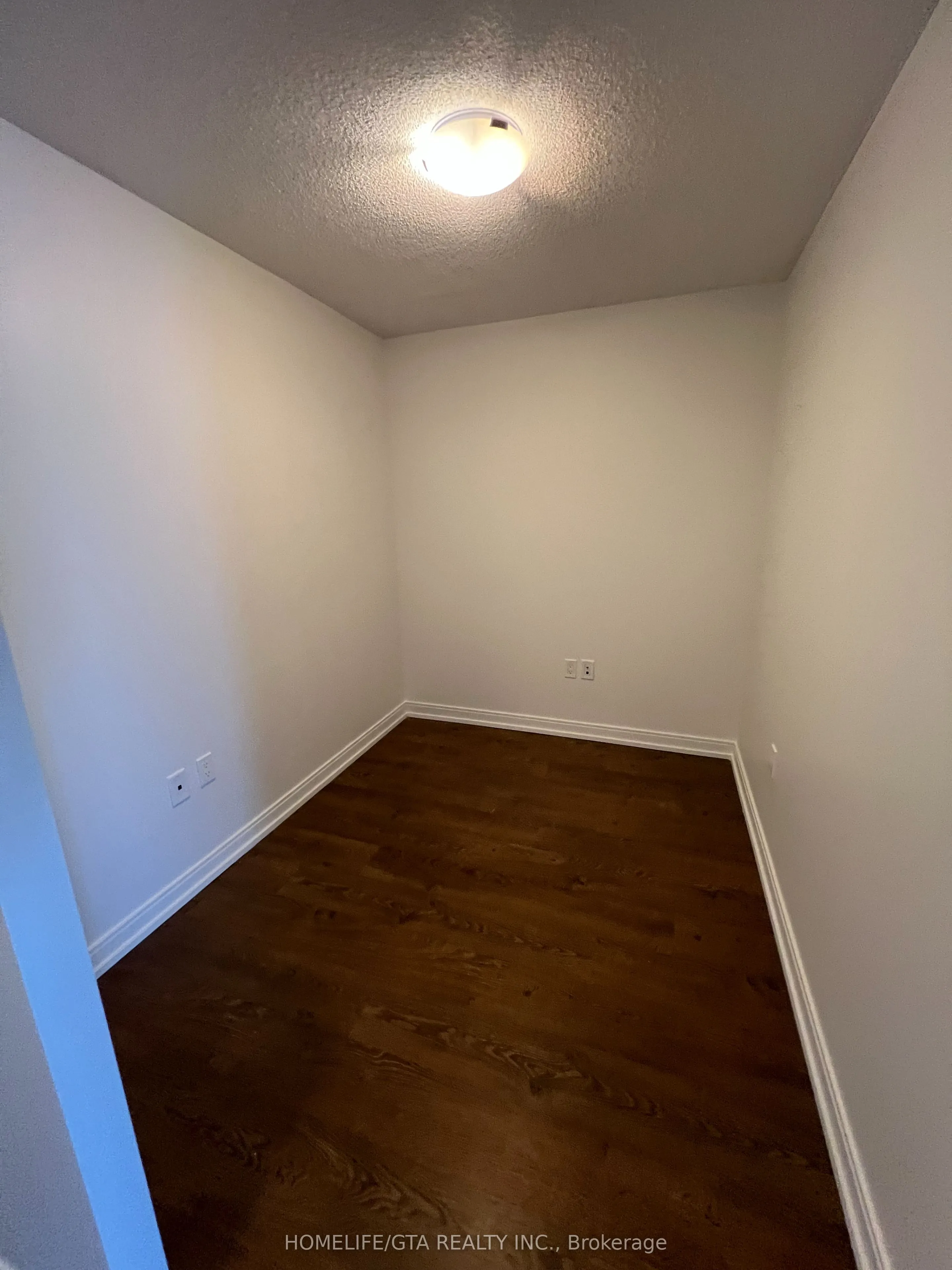 275 Village Green Square, #2120