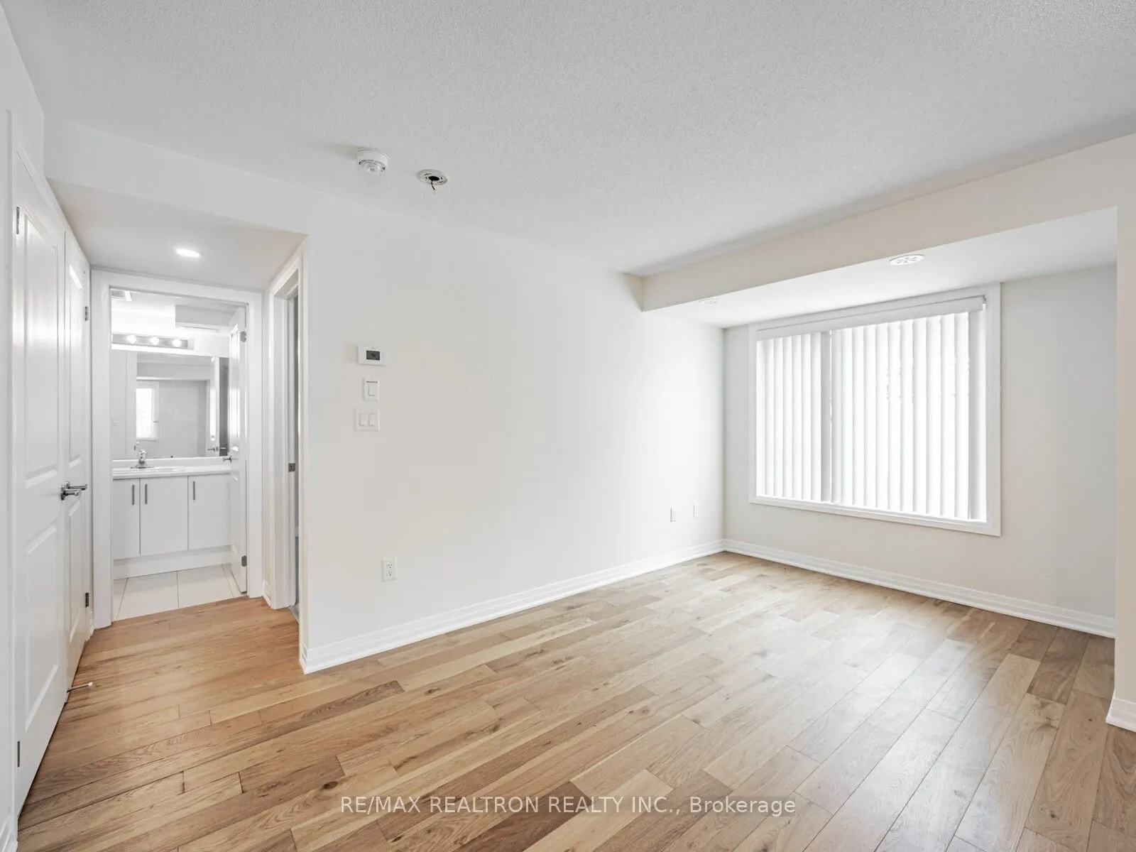 38A Lookout Drive, #16