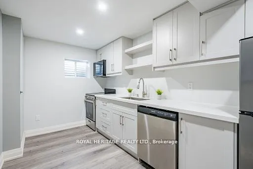 14 Balsdon Crescent