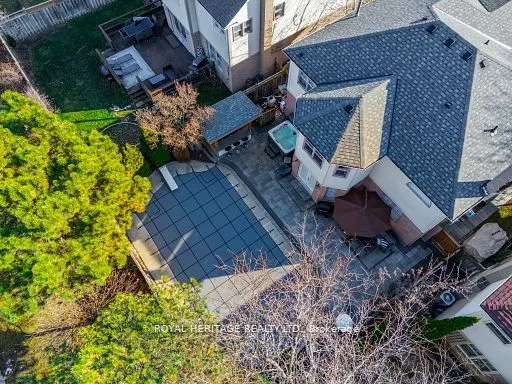 14 Balsdon Crescent