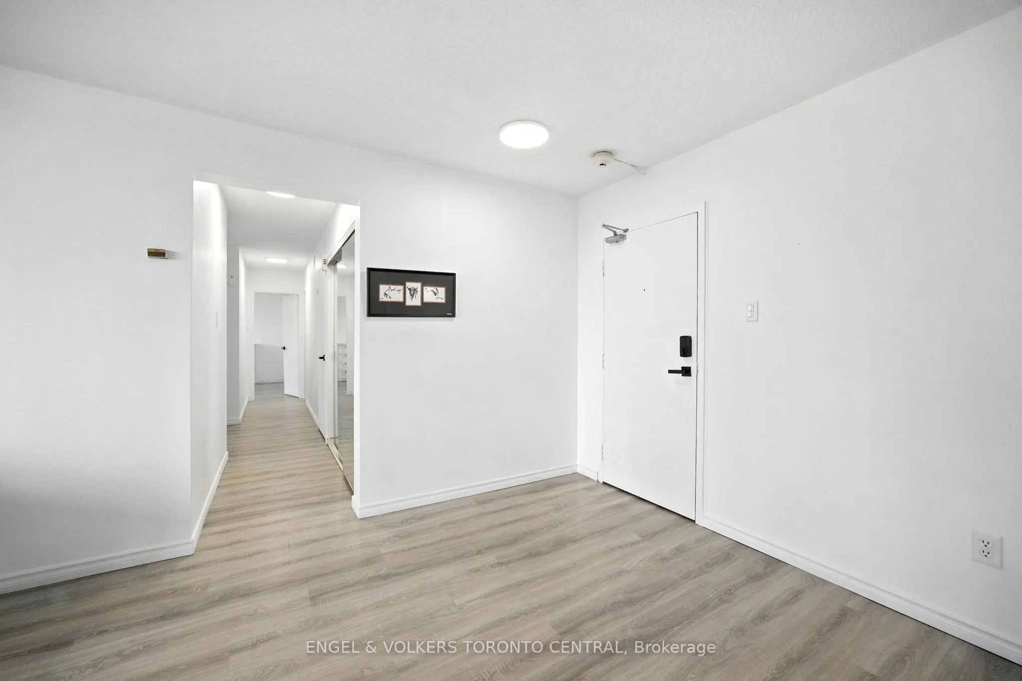 1210 Radom Street, #910