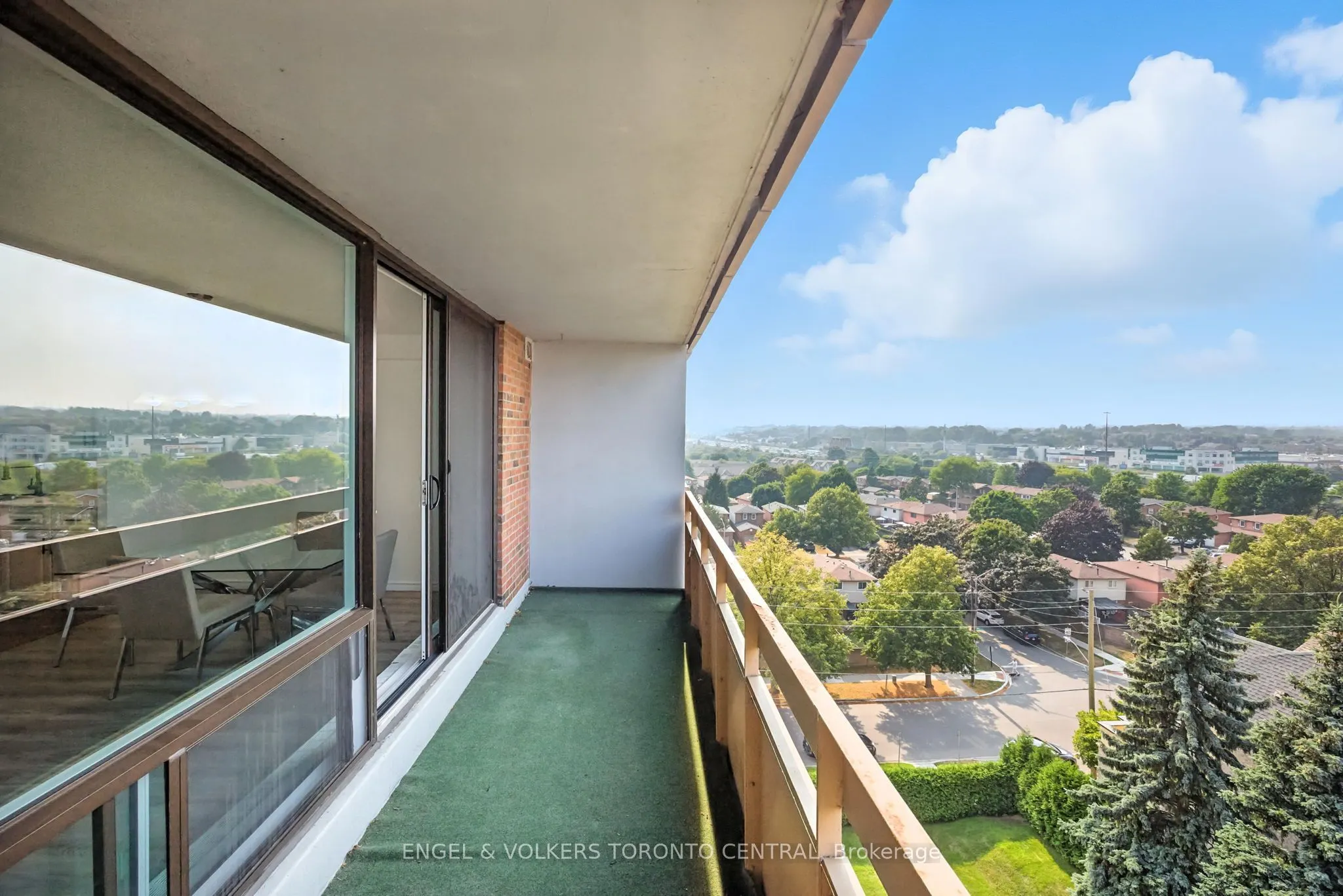 1210 Radom Street, #910